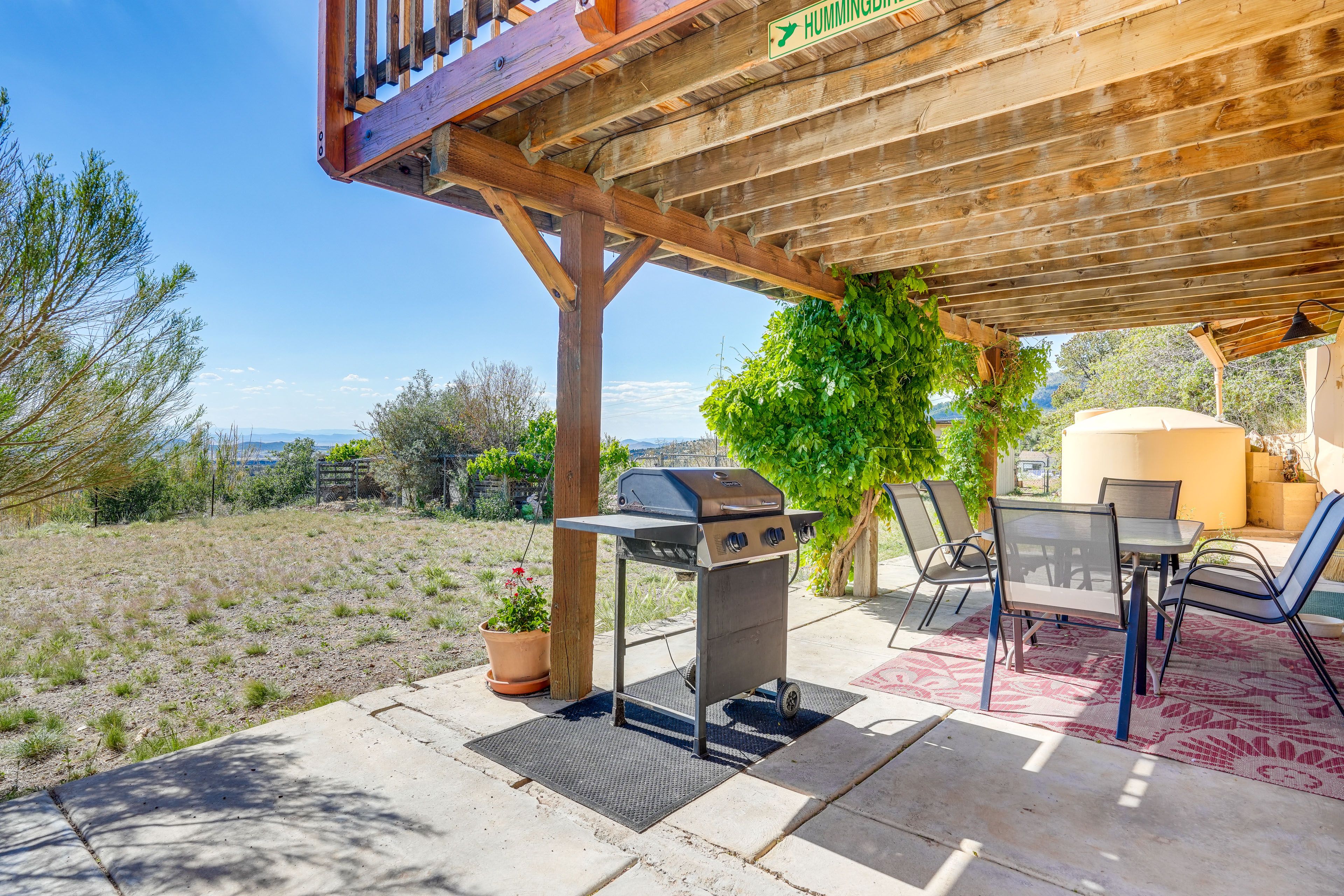 Covered Patio | Gas Grill