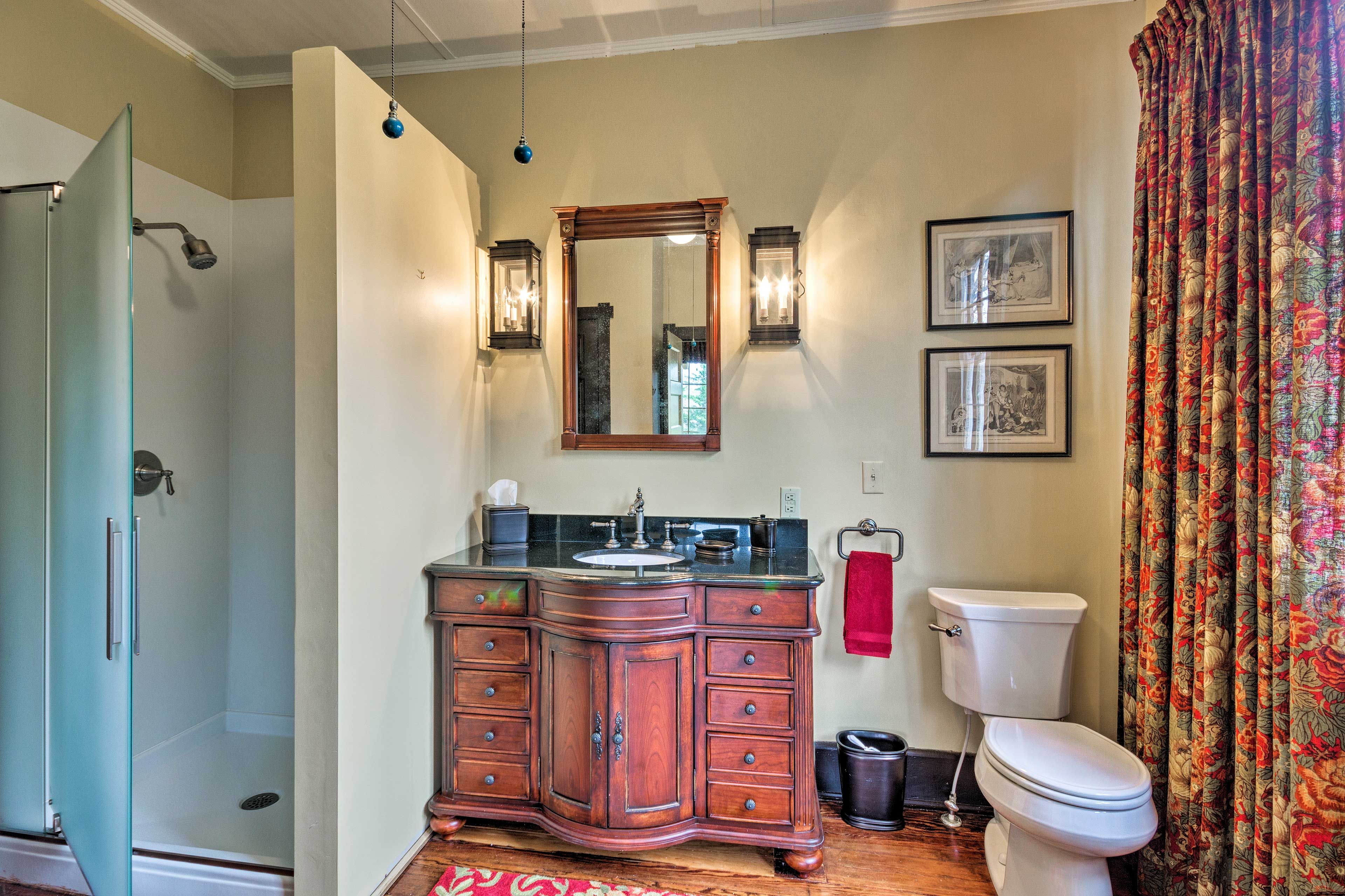 En-Suite Bathroom | Walk-In Shower