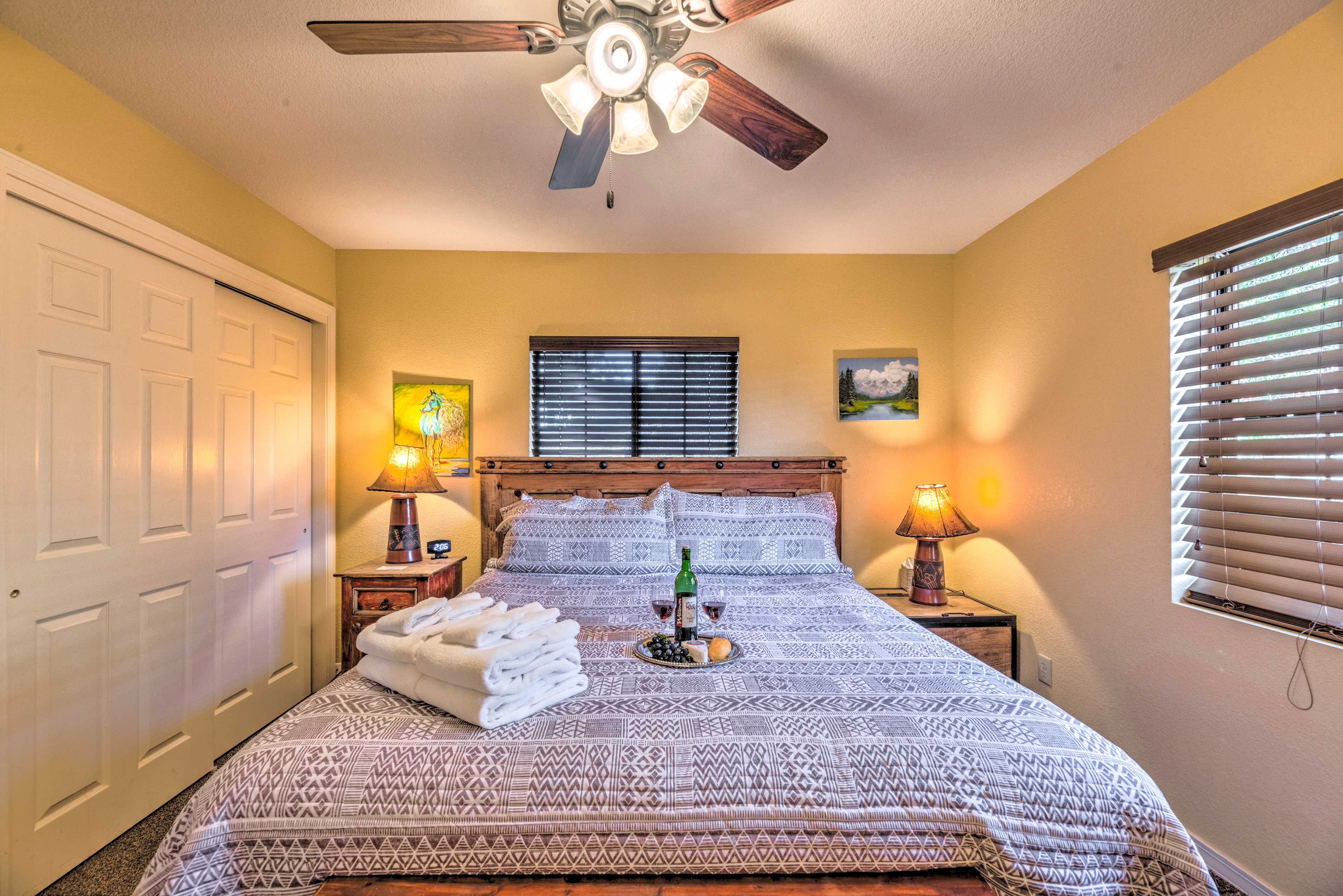 Bedroom | Linens Provided