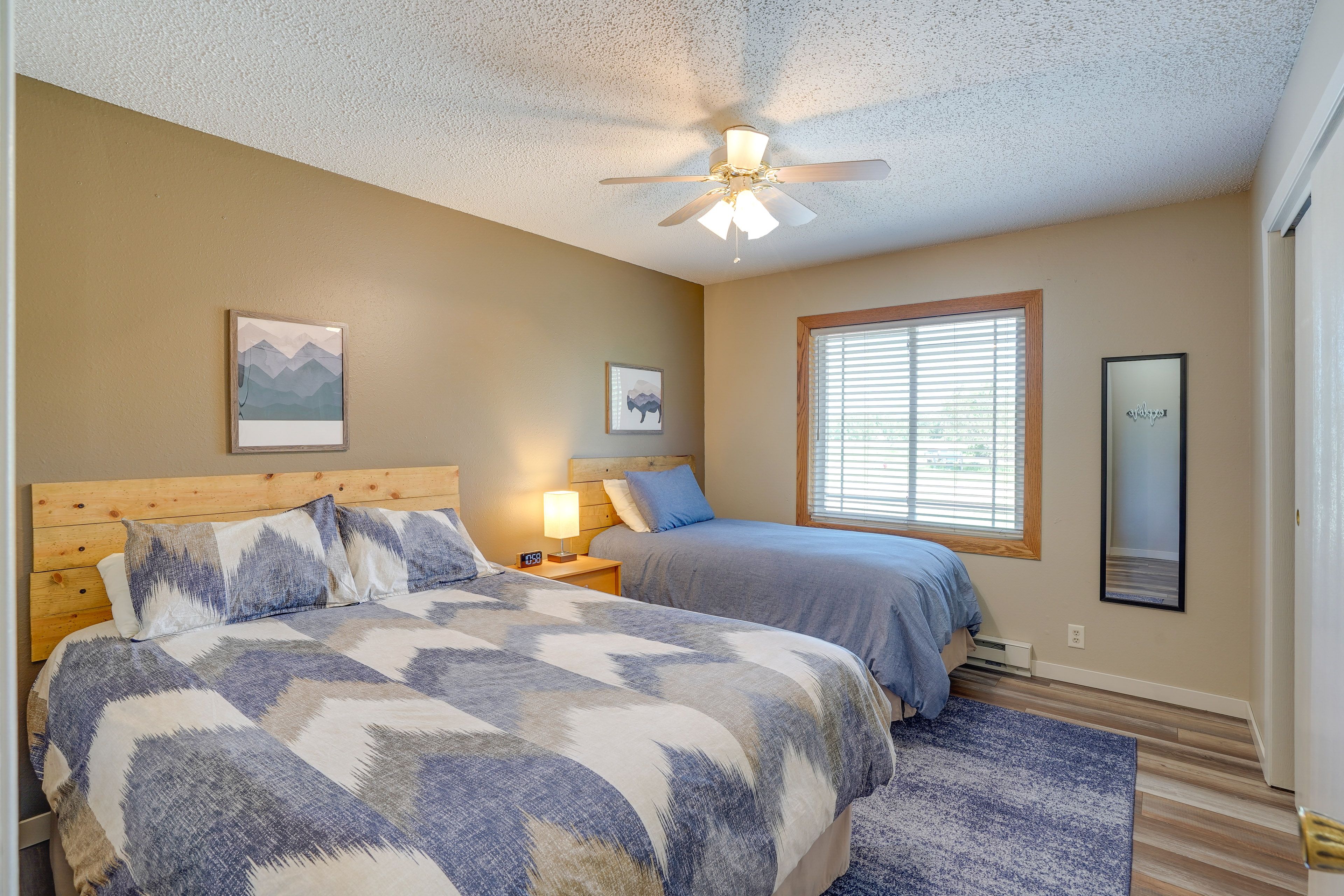 Bedroom 3 | Queen Bed | Twin Bed