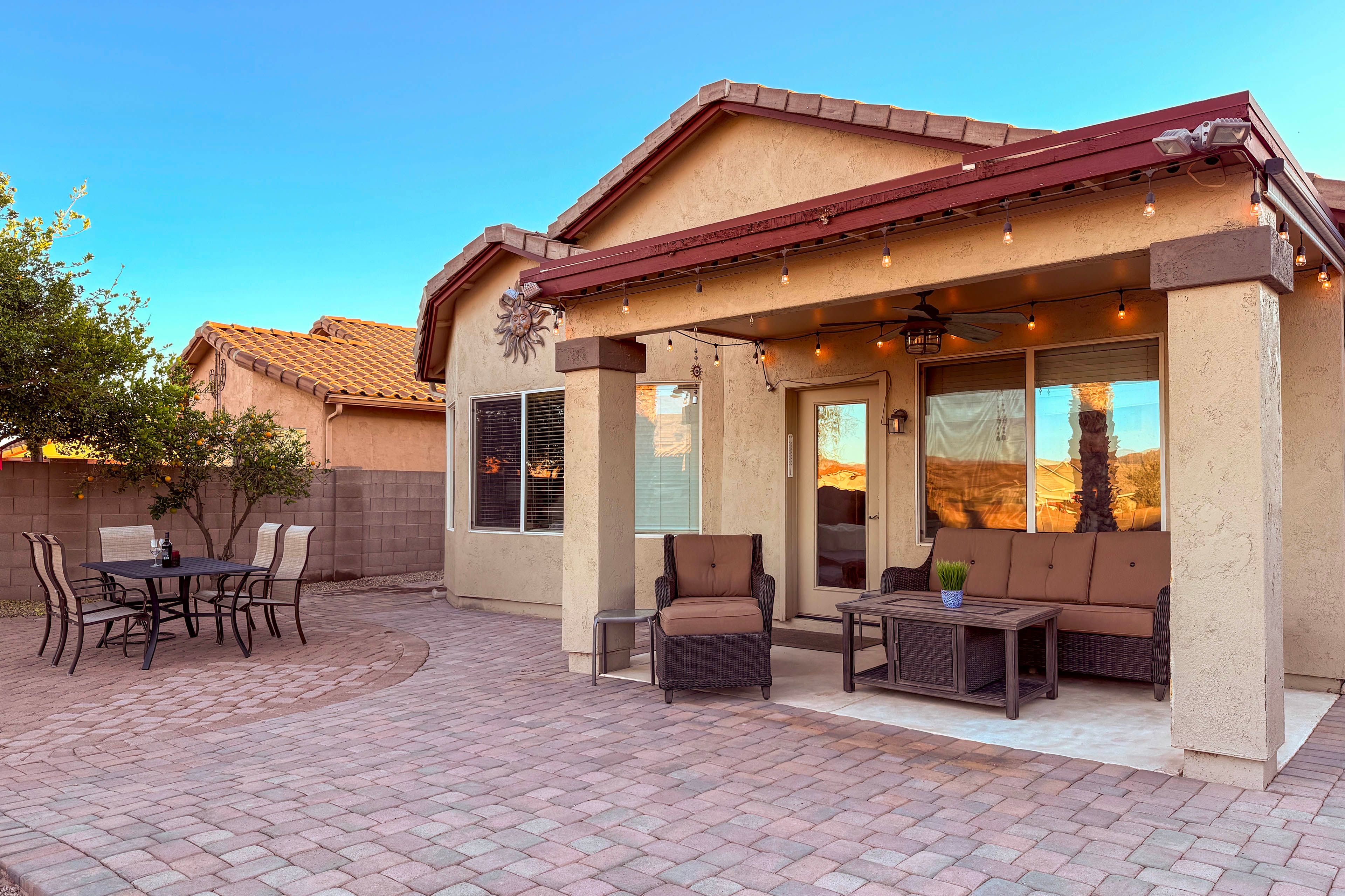 Private Patio | Fire Pit | Outdoor Seating