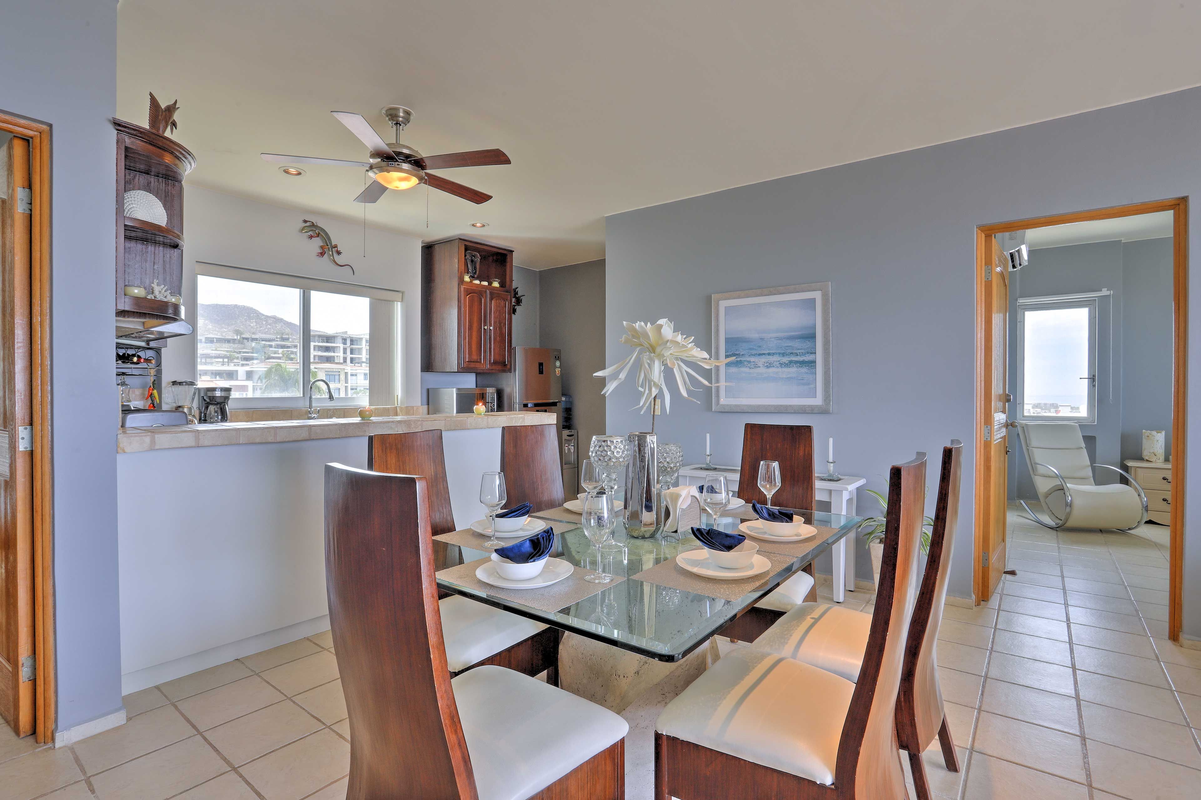 Share meals with loved ones around the elegant 6-person dining table.