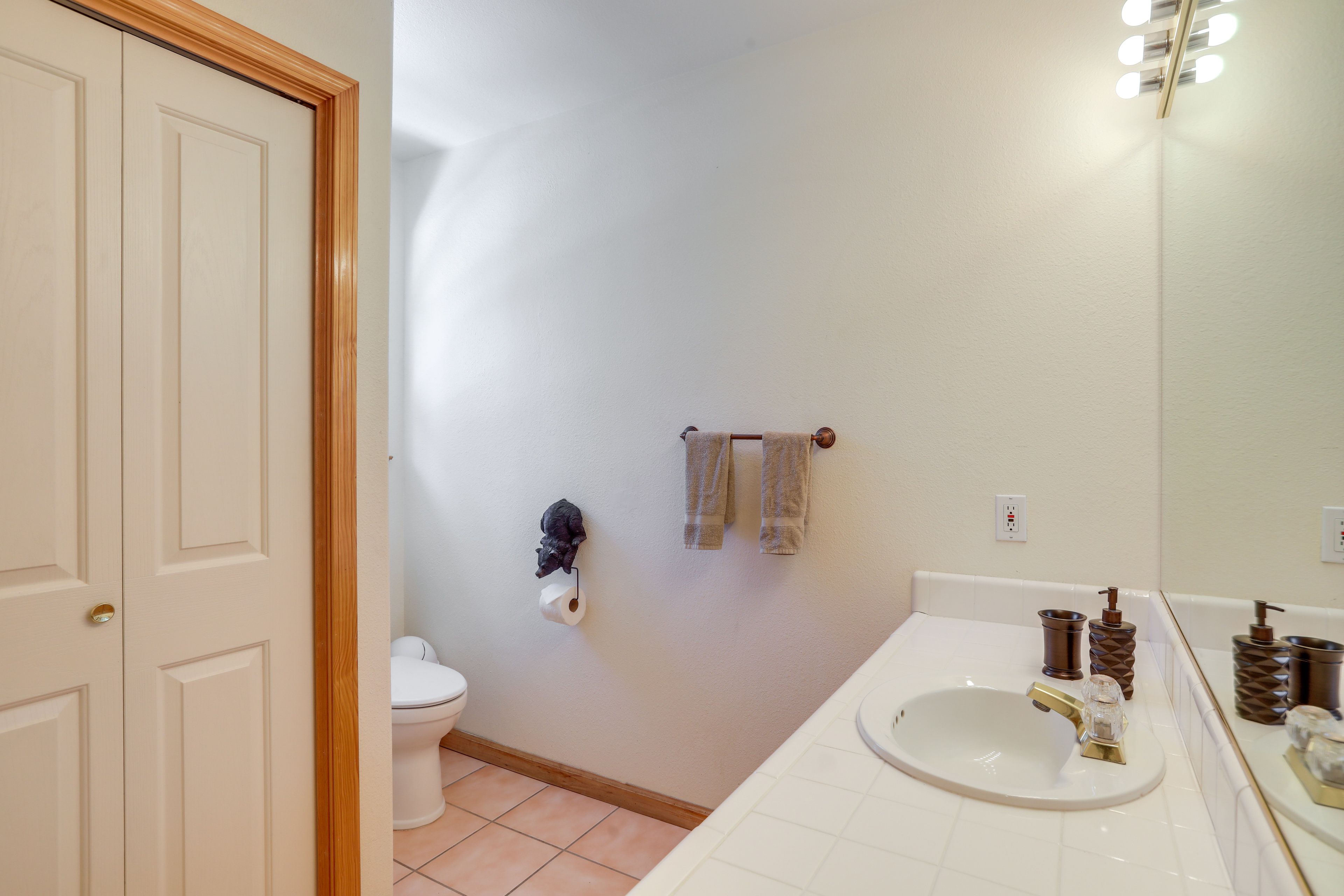 Half Bathroom | Lower Level