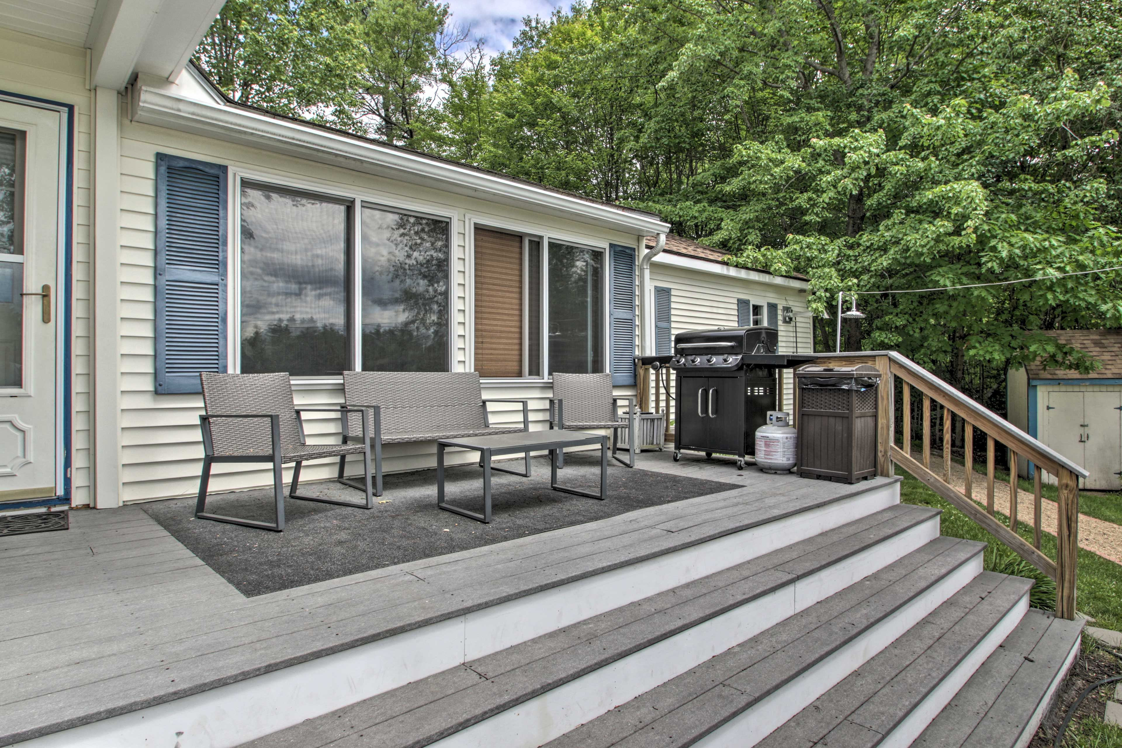 Private Deck | Outdoor Seating | Gas Grill | Yard Games | Gazebo