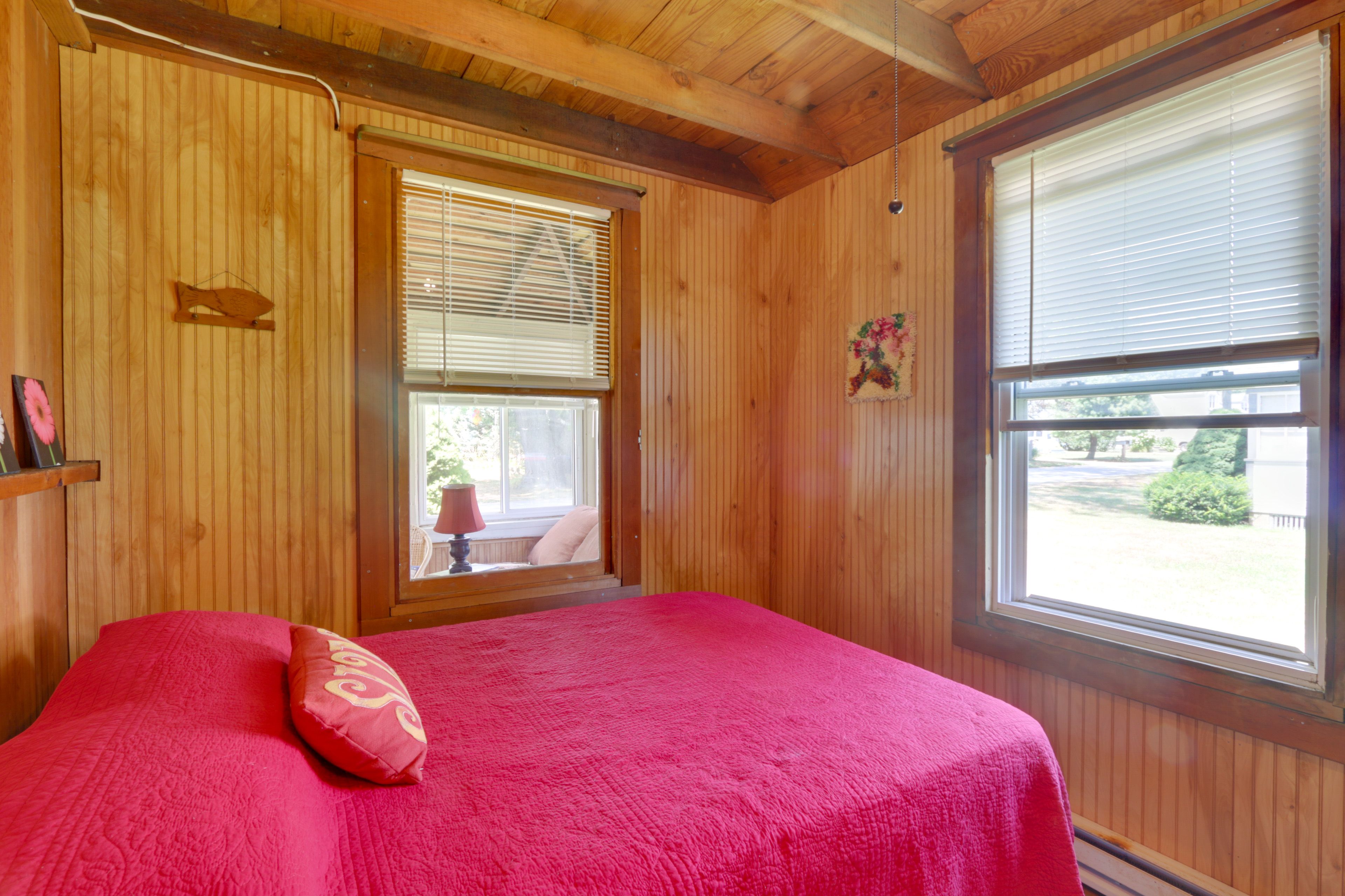 Bedroom 1 | Full Bed | Linens & Towels Provided