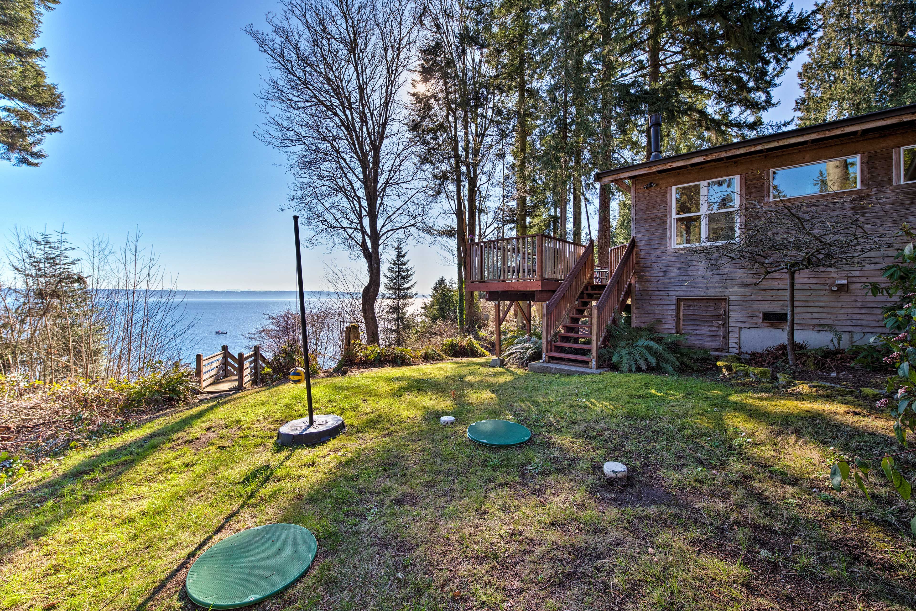 Yard Space | Tetherball