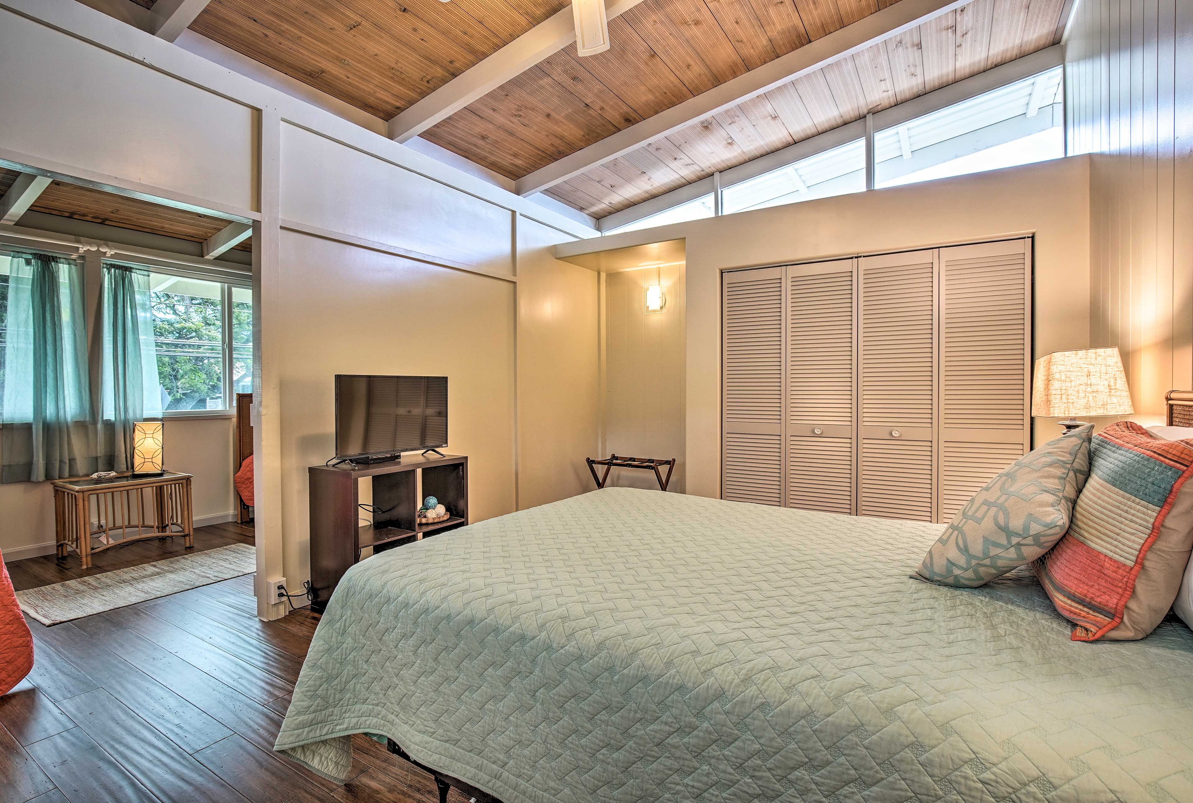 Bedroom 2 | Queen Bed