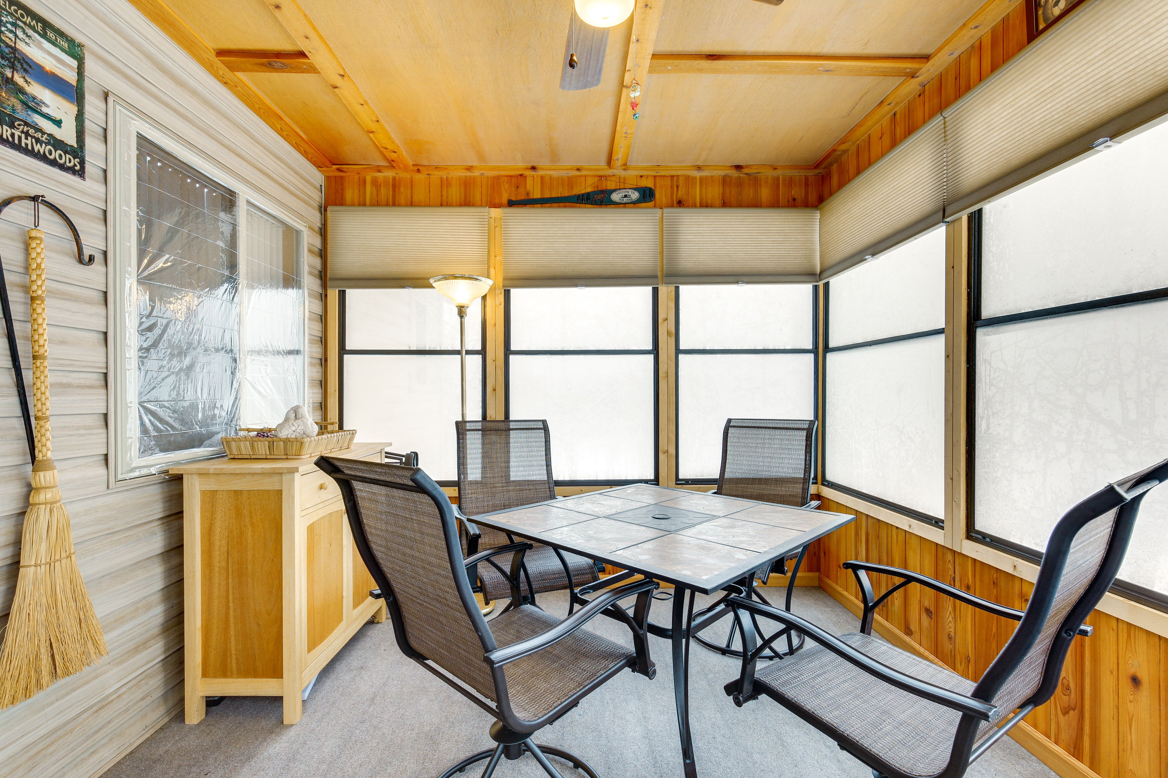 Sunroom | Dining Table