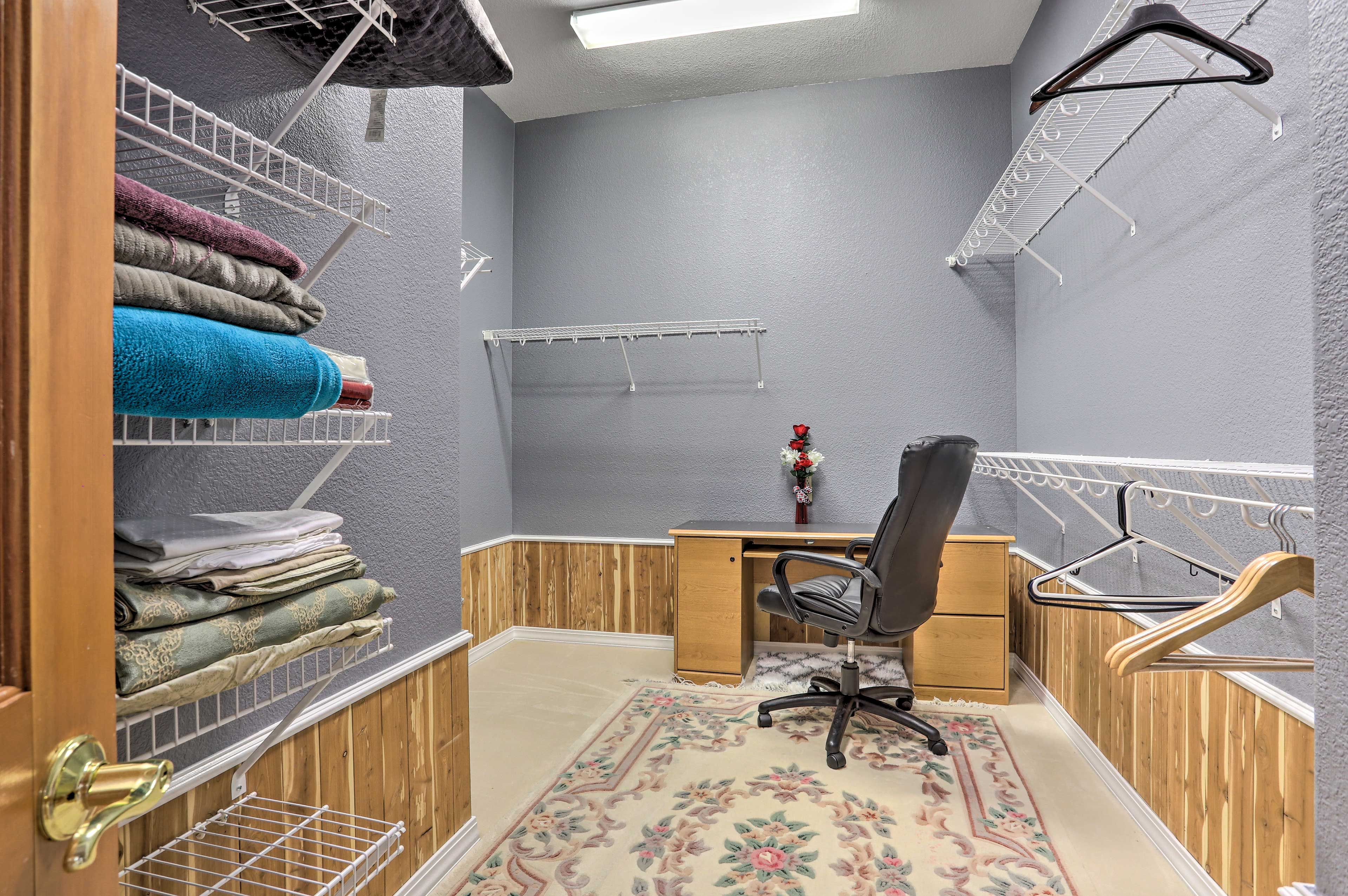 Walk-In Closet | WFH Desk