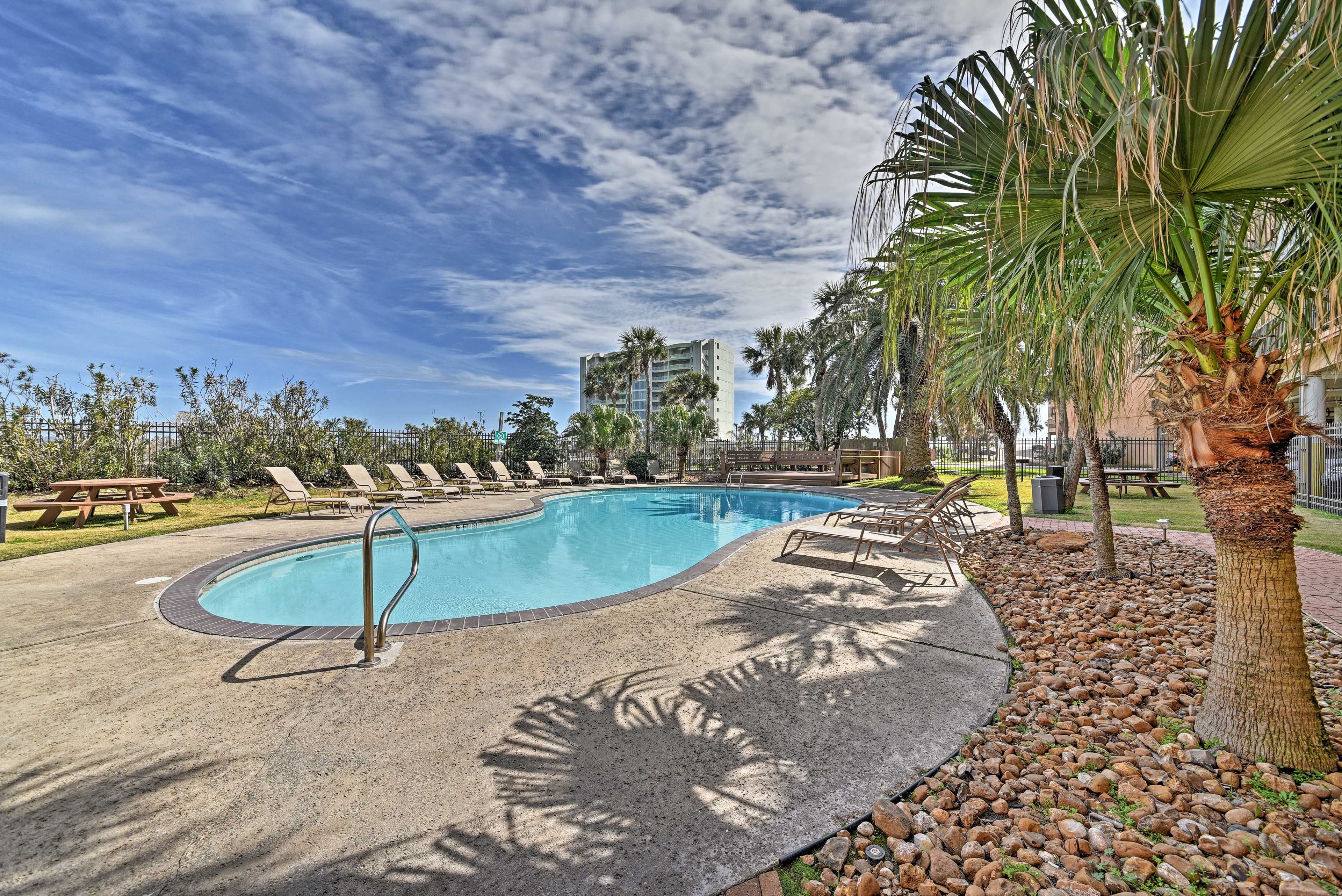 Unwind with your crew of up to 6 beachgoers at this tranquil community pool.