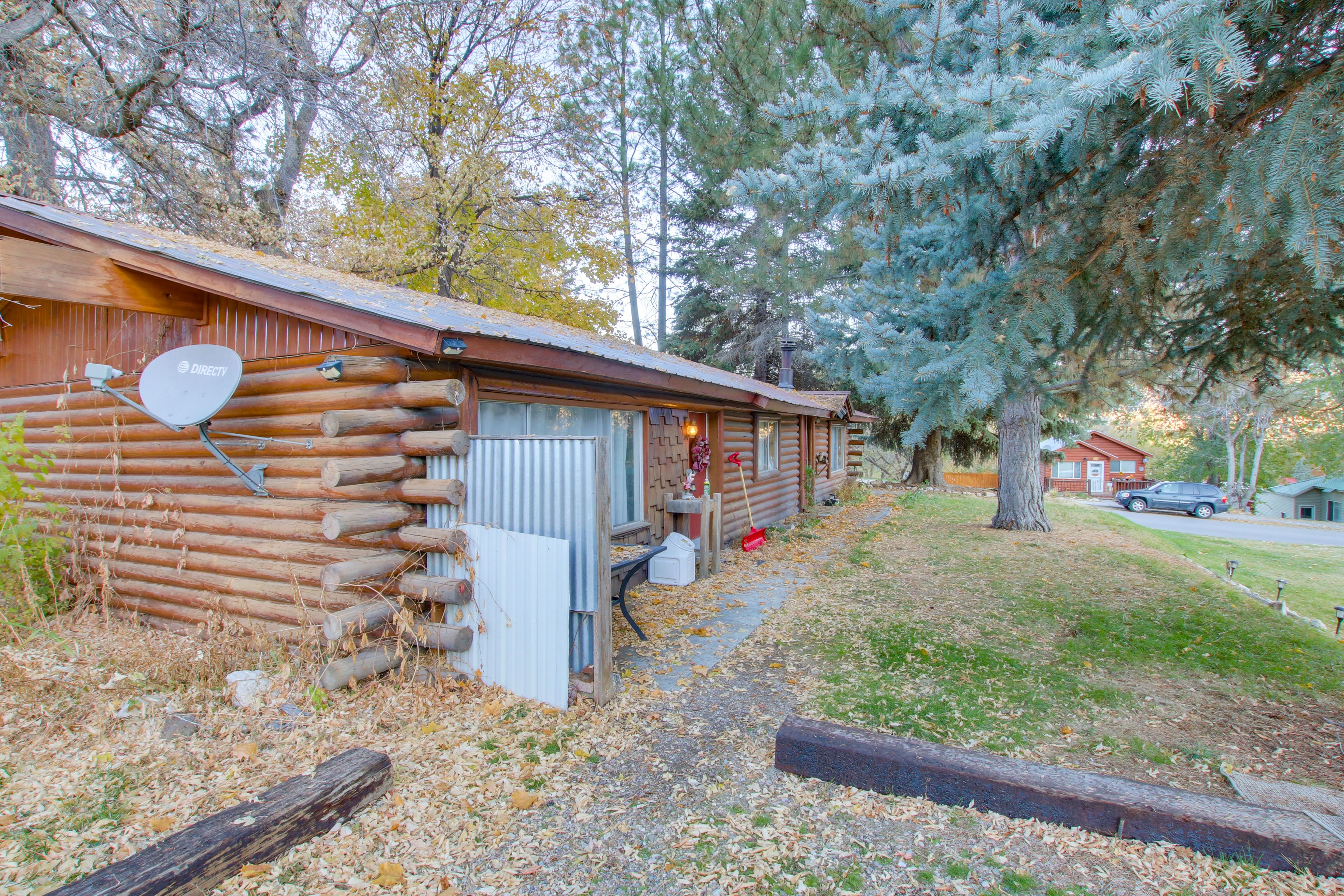 On-Site Parking (1 Vehicle)