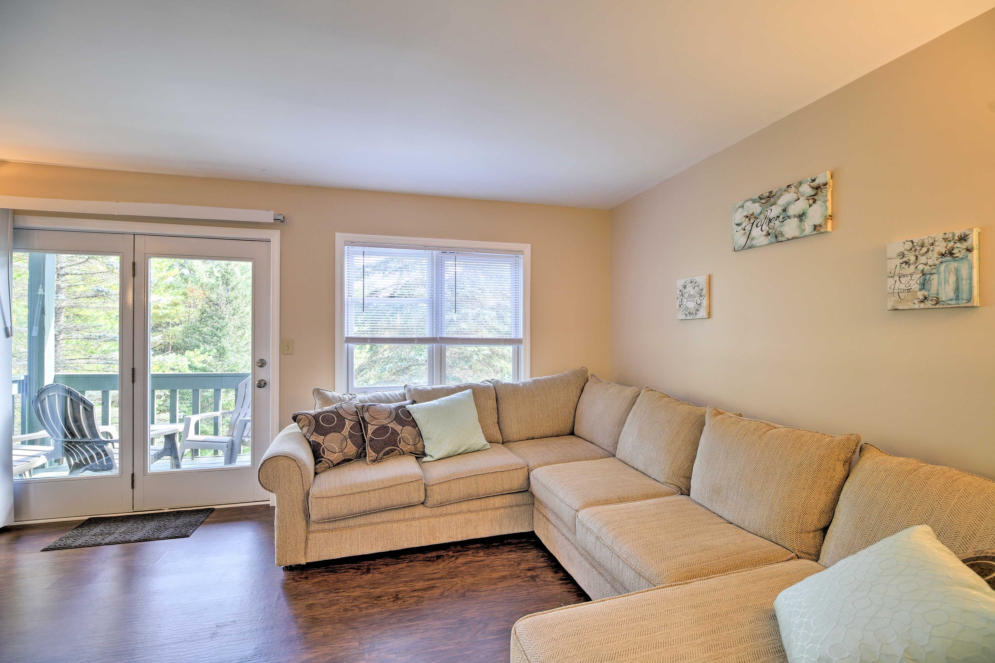 Living Room | Smart TV | Balcony Access | Window A/C Units | Gas Fireplace