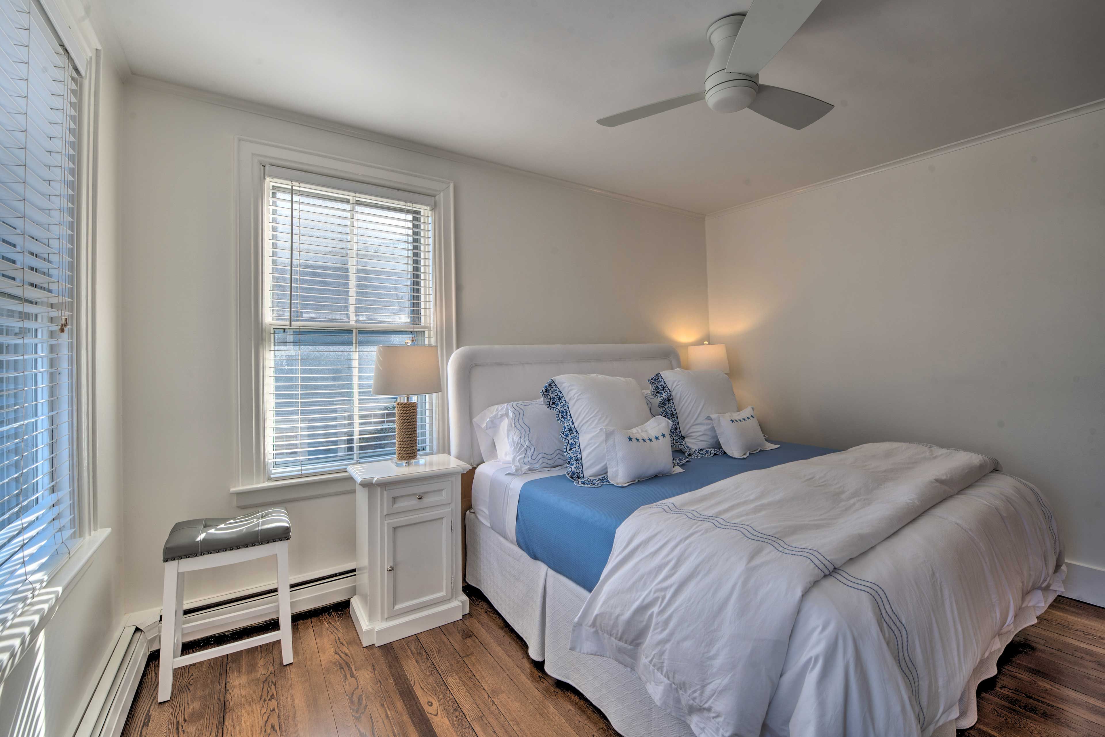 Bedroom | King Bed