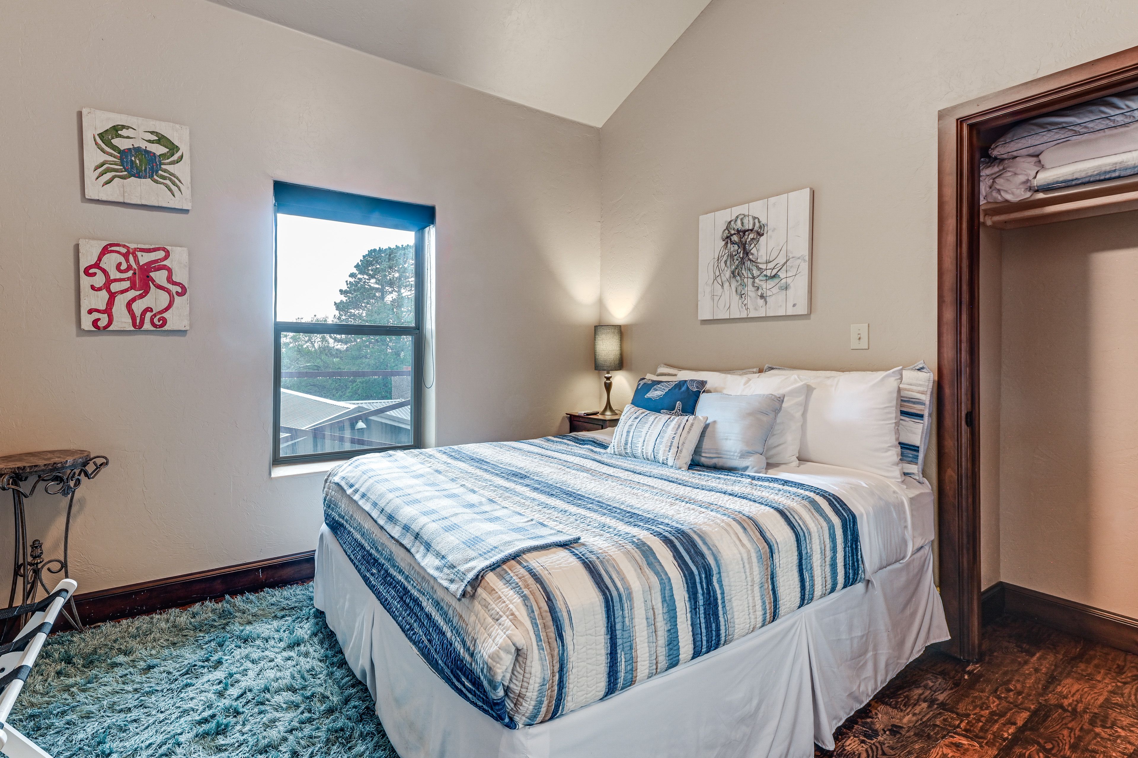 Bedroom 2 | Queen Bed | 2nd Floor