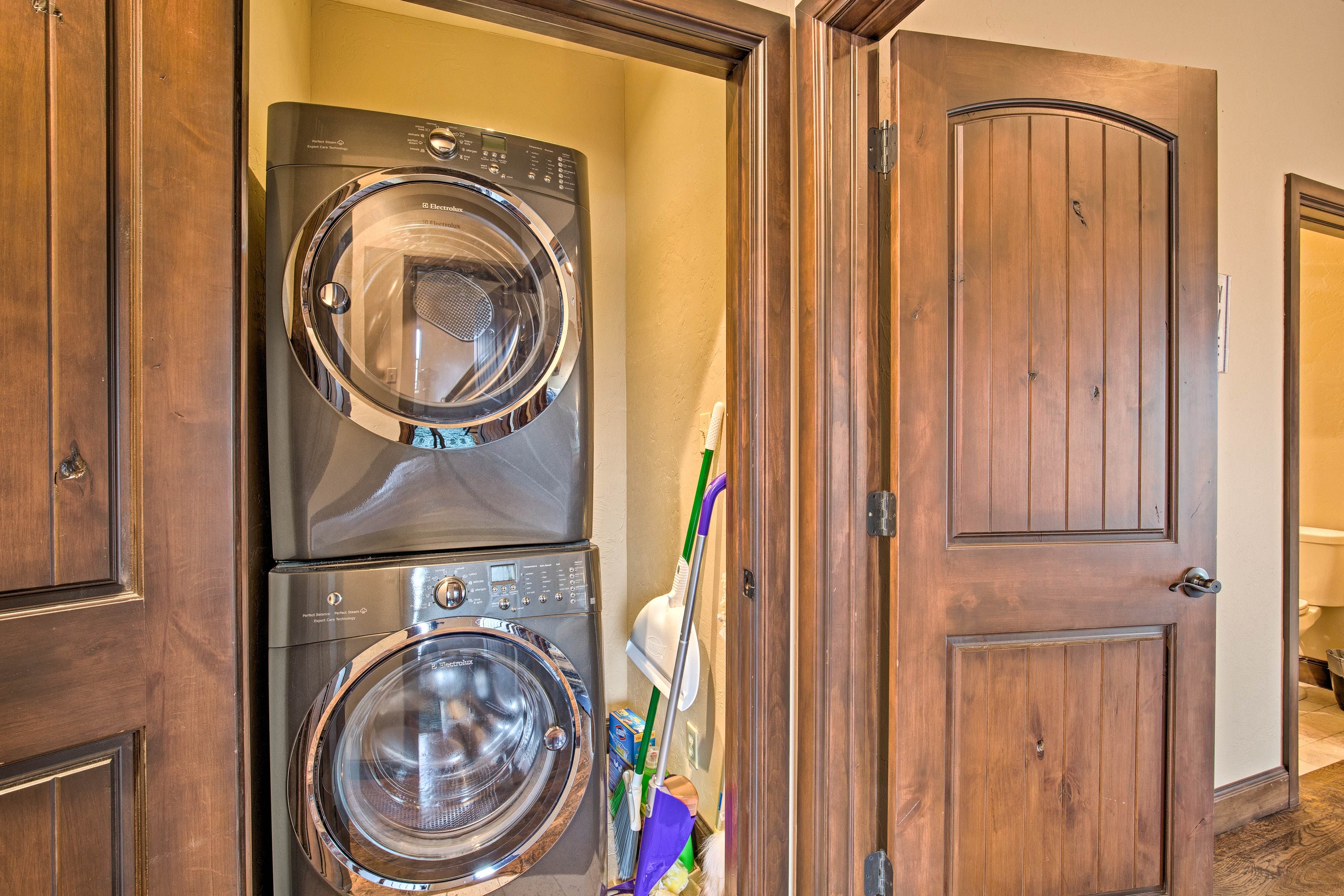 Washer & Dryer