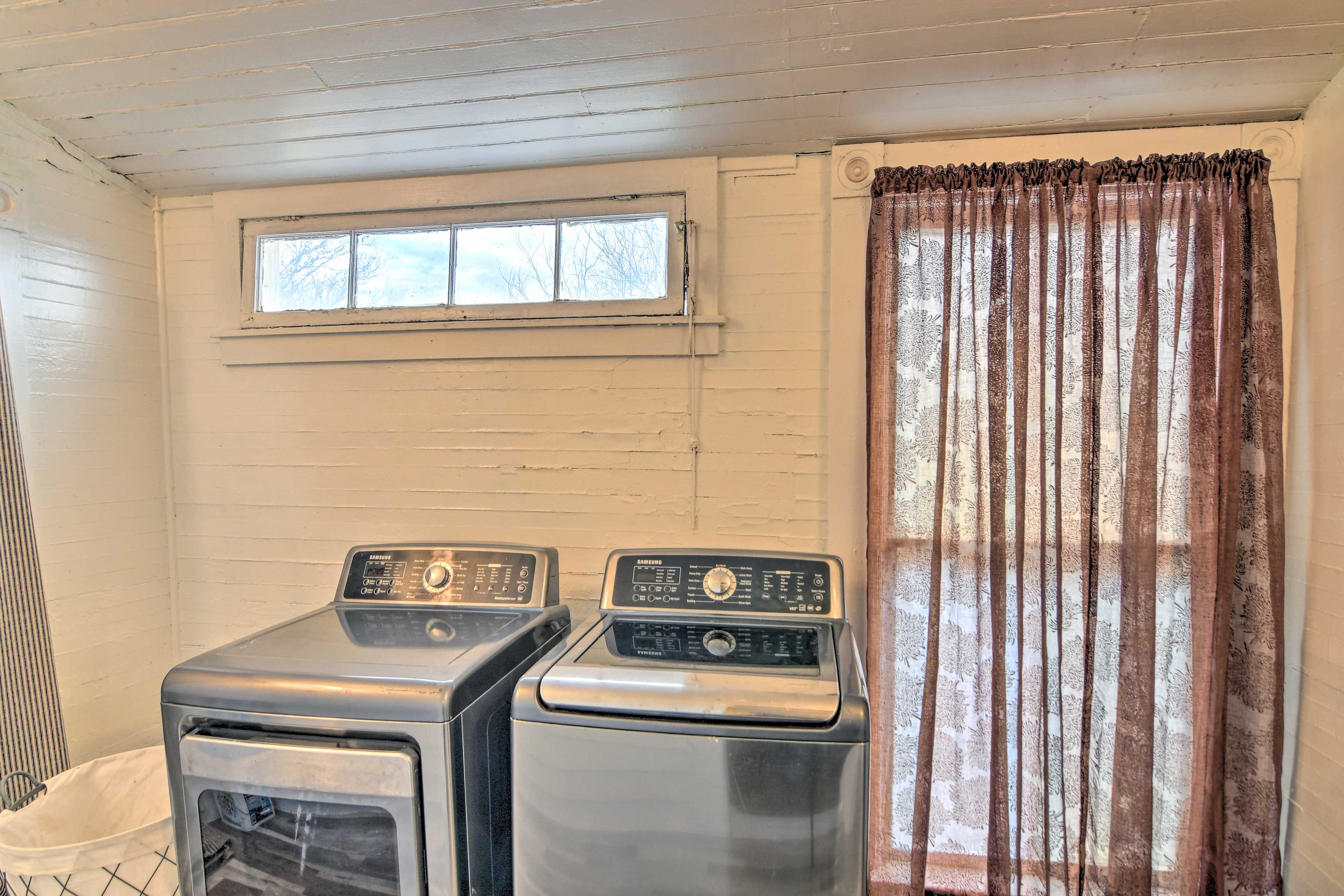 In-Unit Laundry