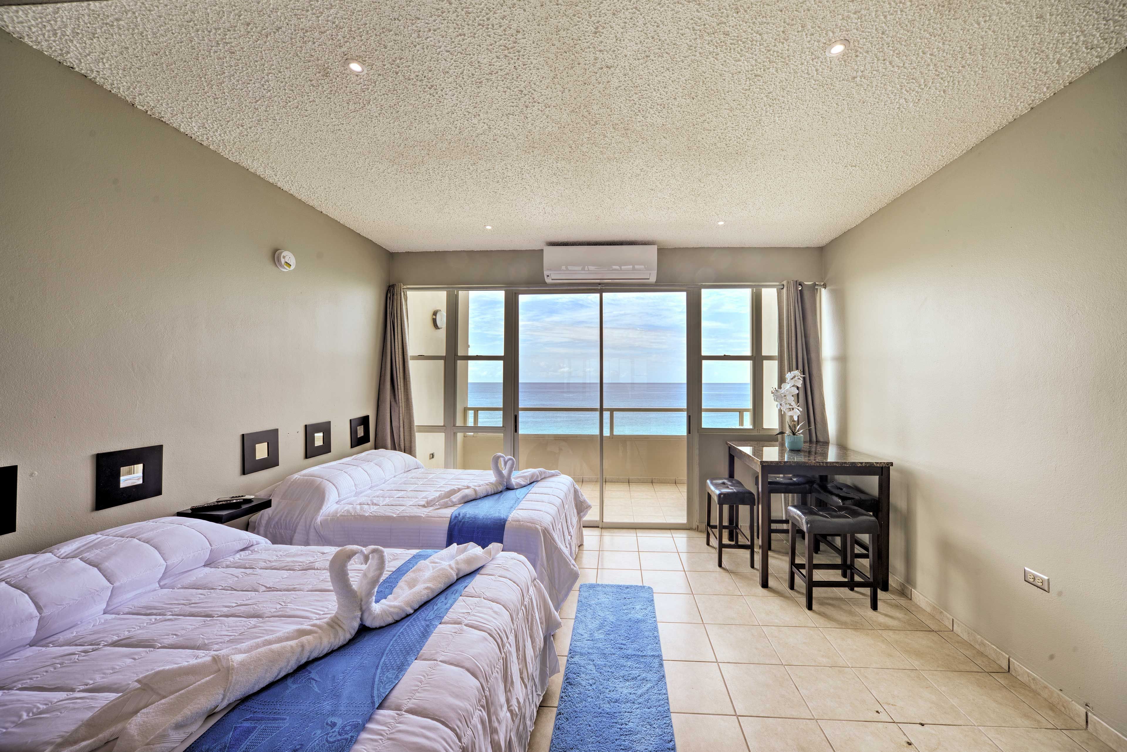 Studio | 2 Full Beds | Linens & Towels