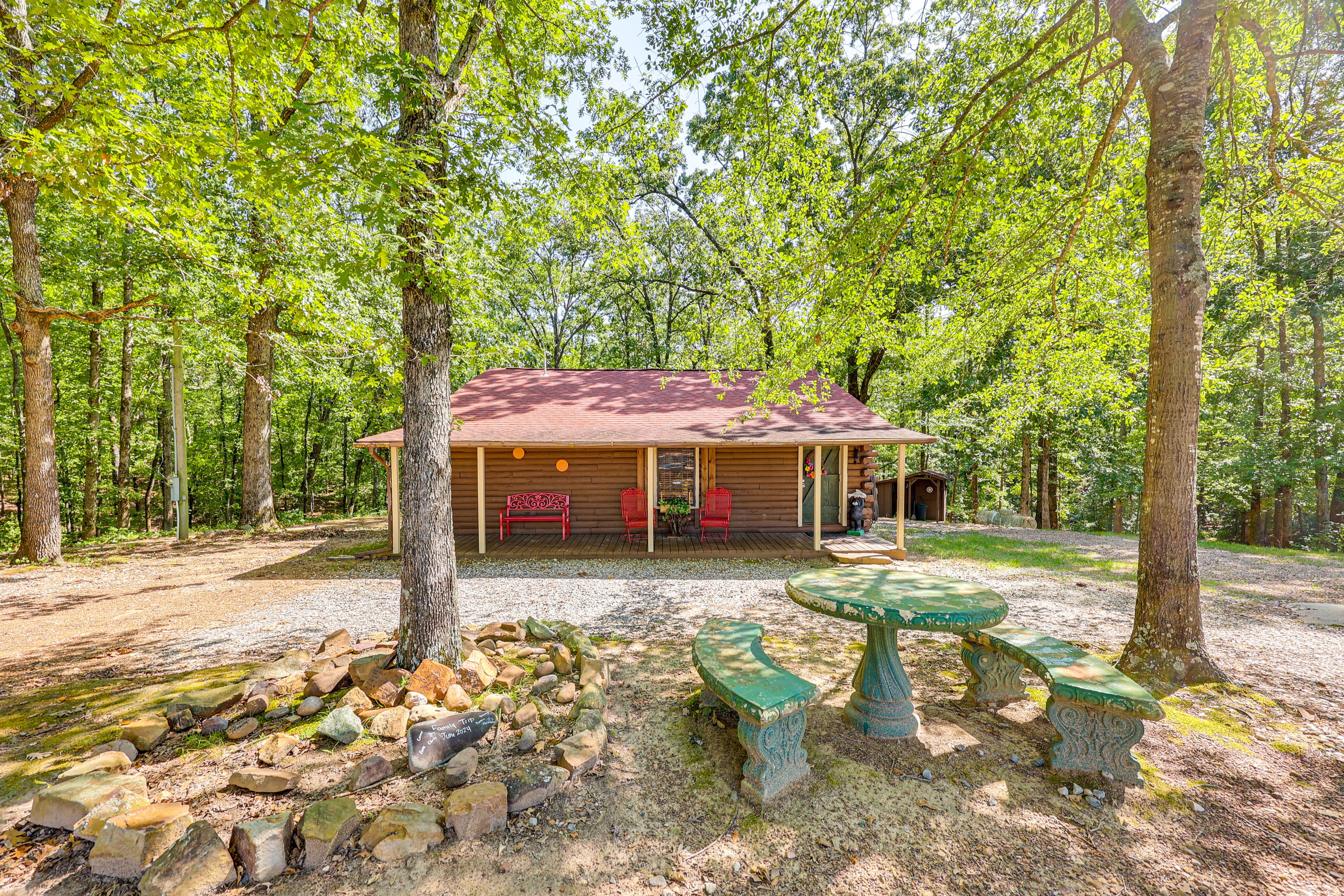 Outdoor Space | Fire Pit | Gas Grill | Deck