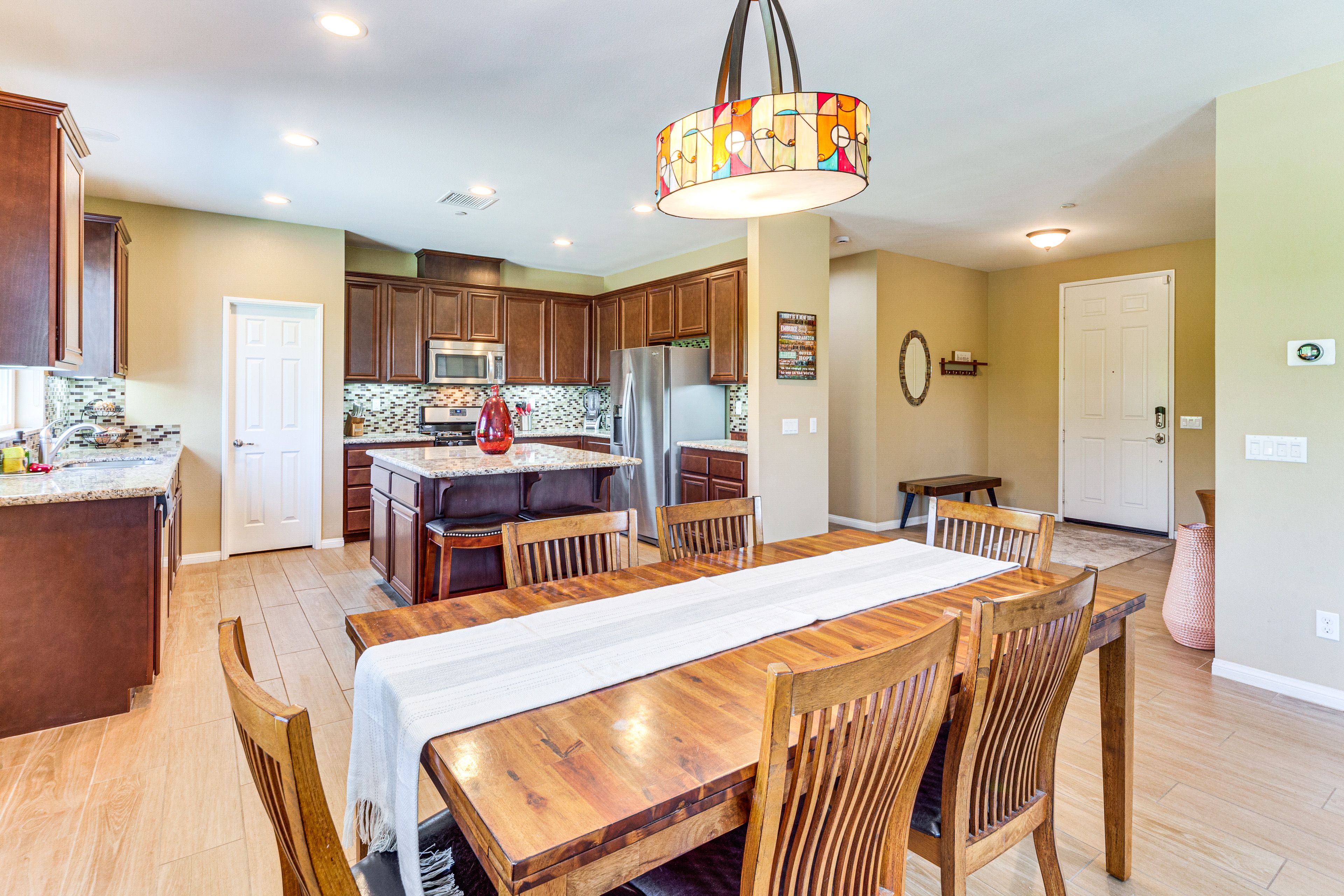 Dining Space | Dishware/Flatware