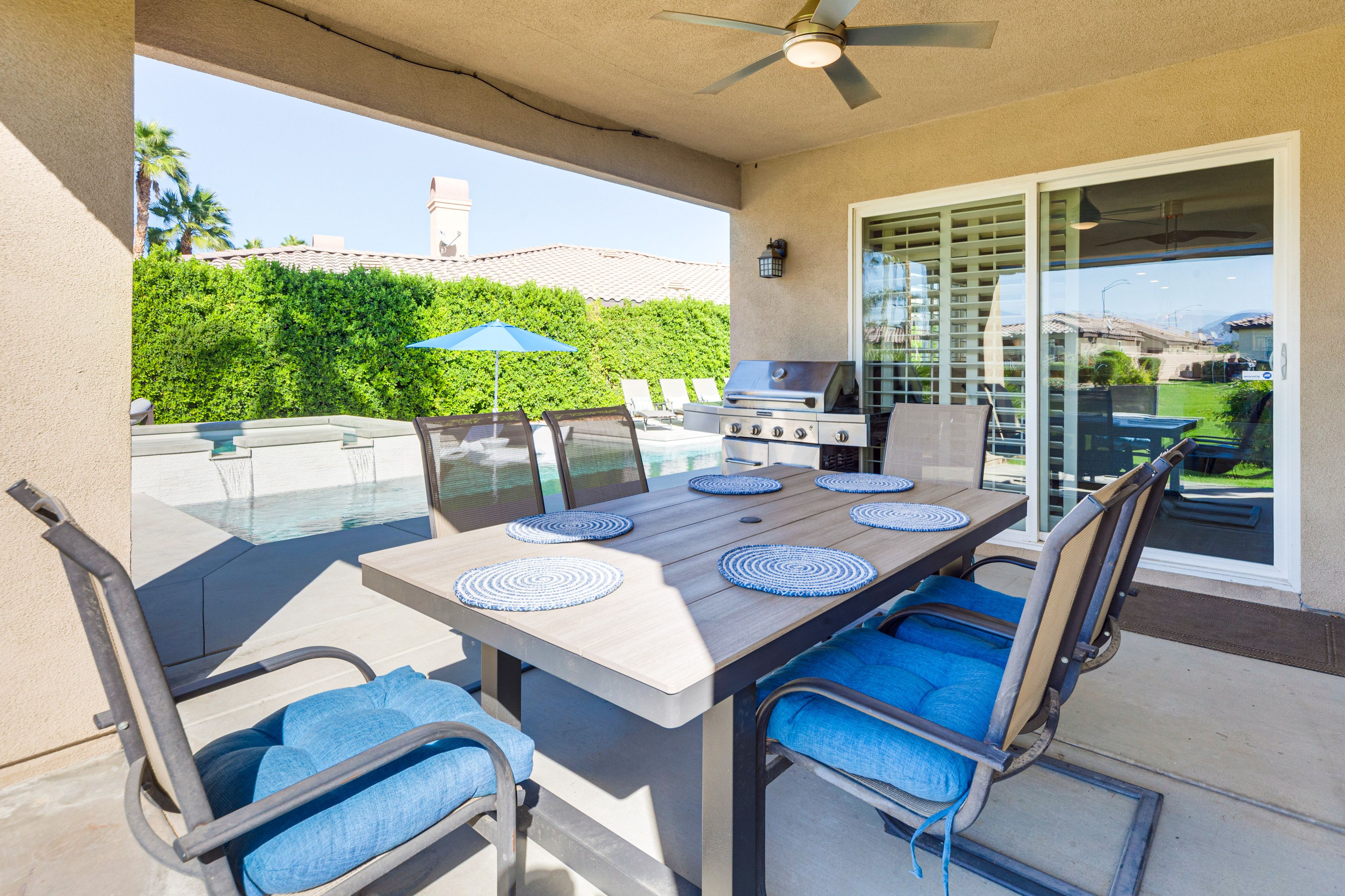 Covered Patio | Gas Grill