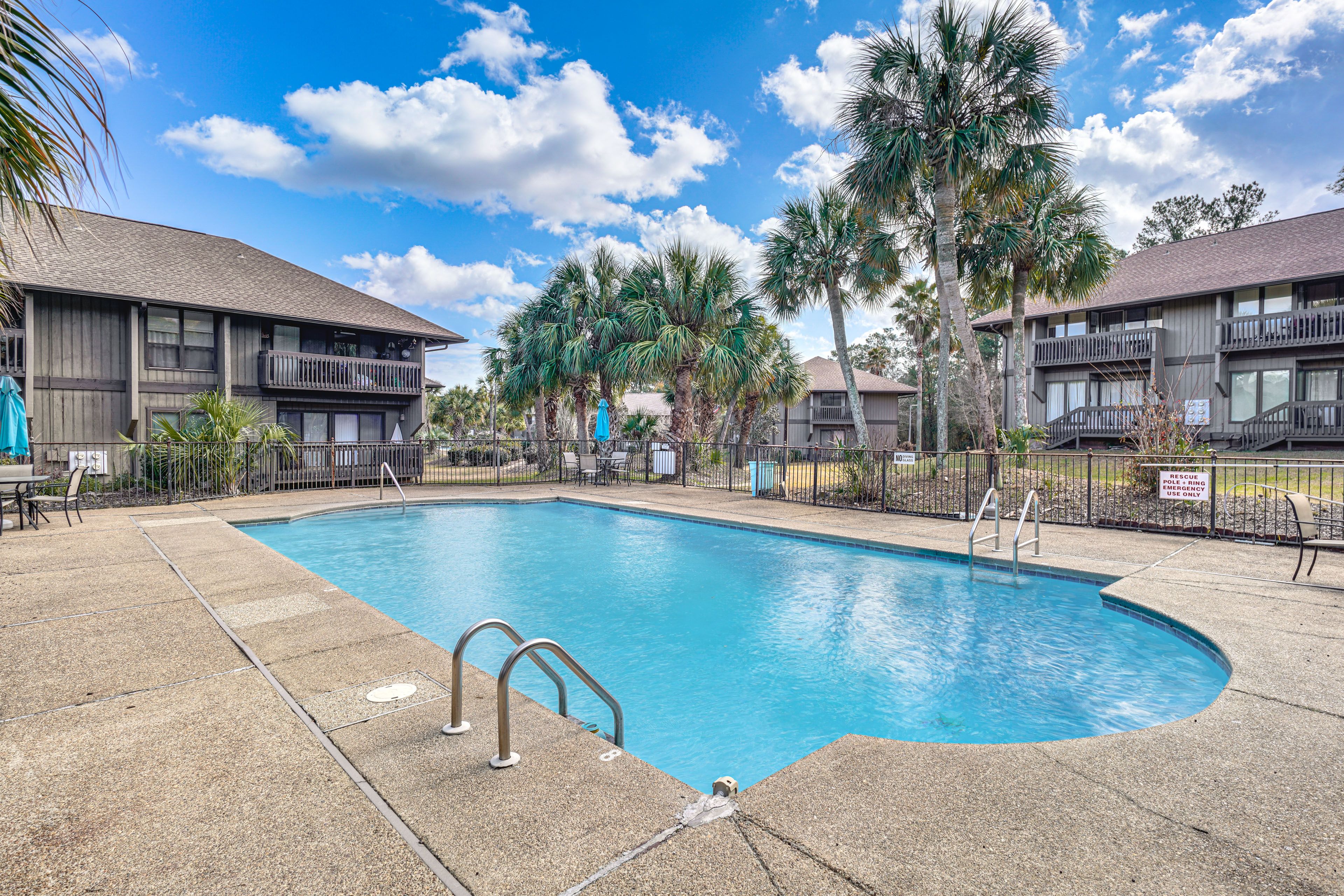 Community Amenities | Lanai Village