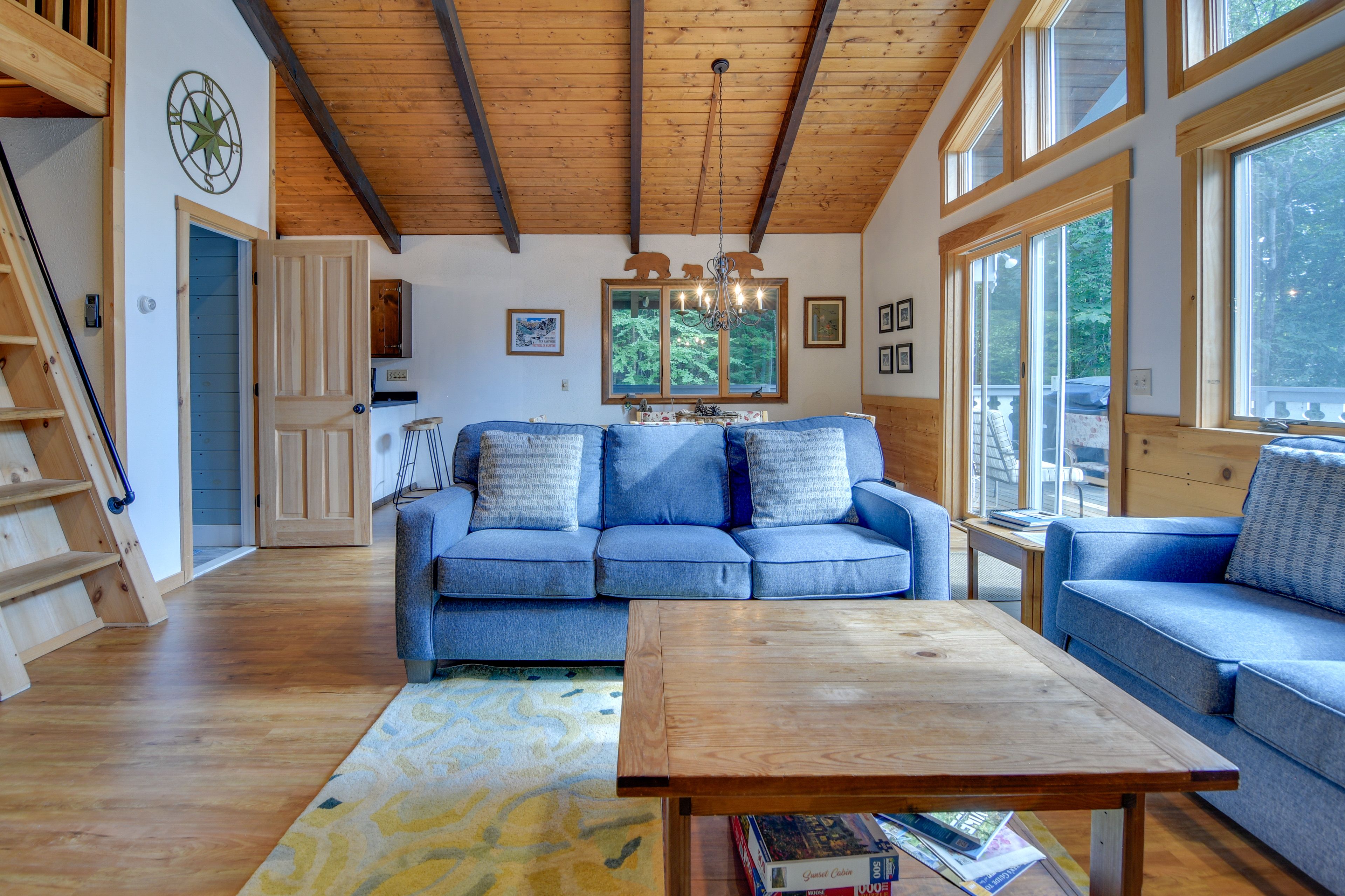 Glen Vacation Rental | 3BR | 2BA | 1,300 Sq Ft | Stairs Required