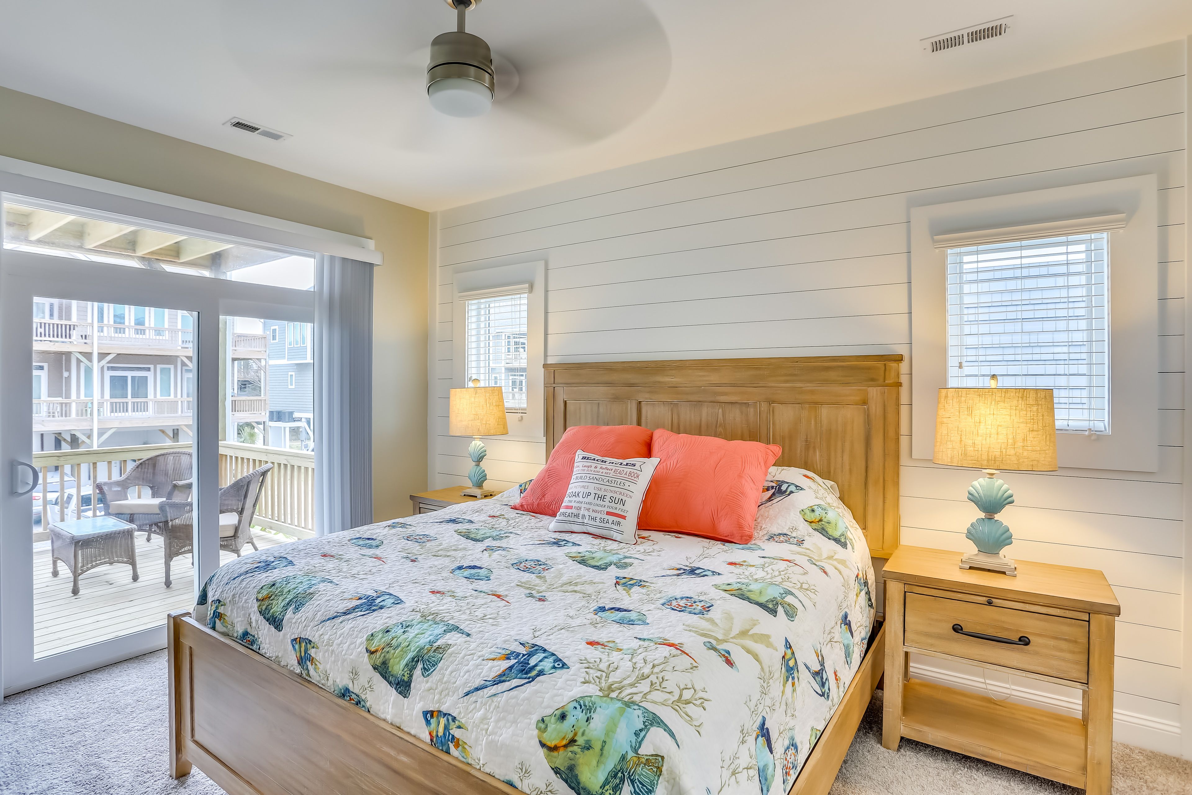 Bedroom 1 | King Bed | 1st Floor