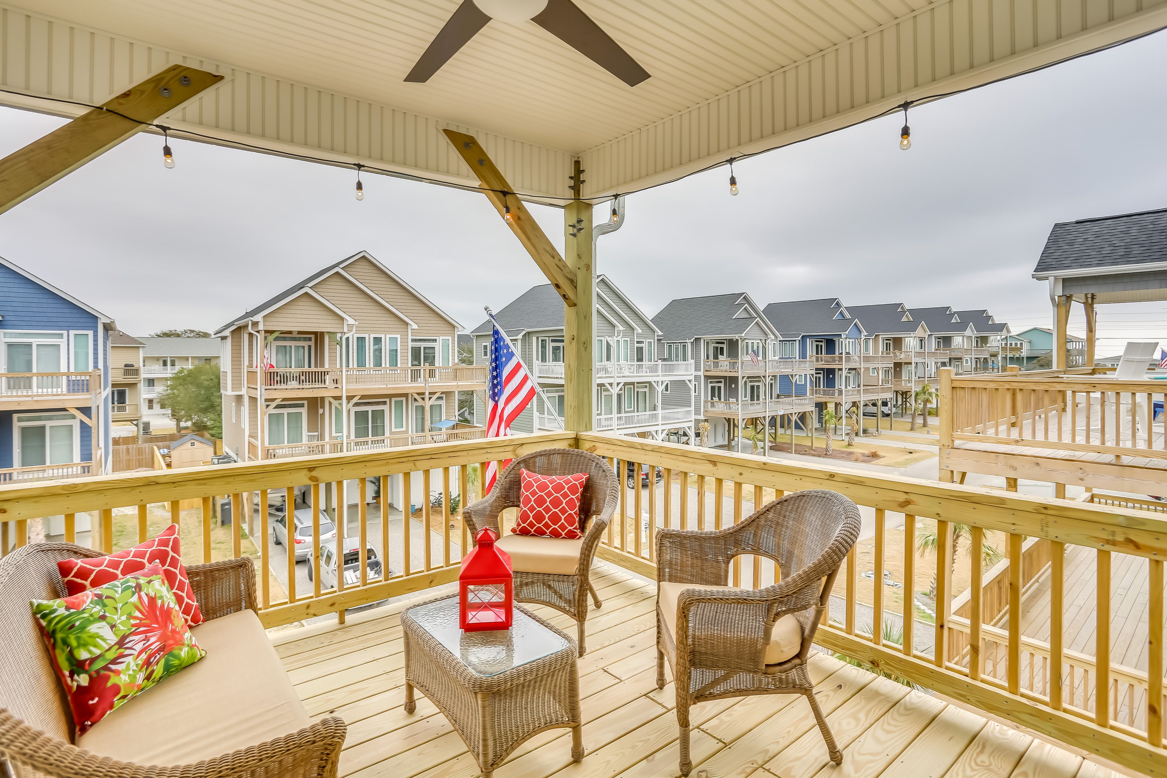 Furnished Deck