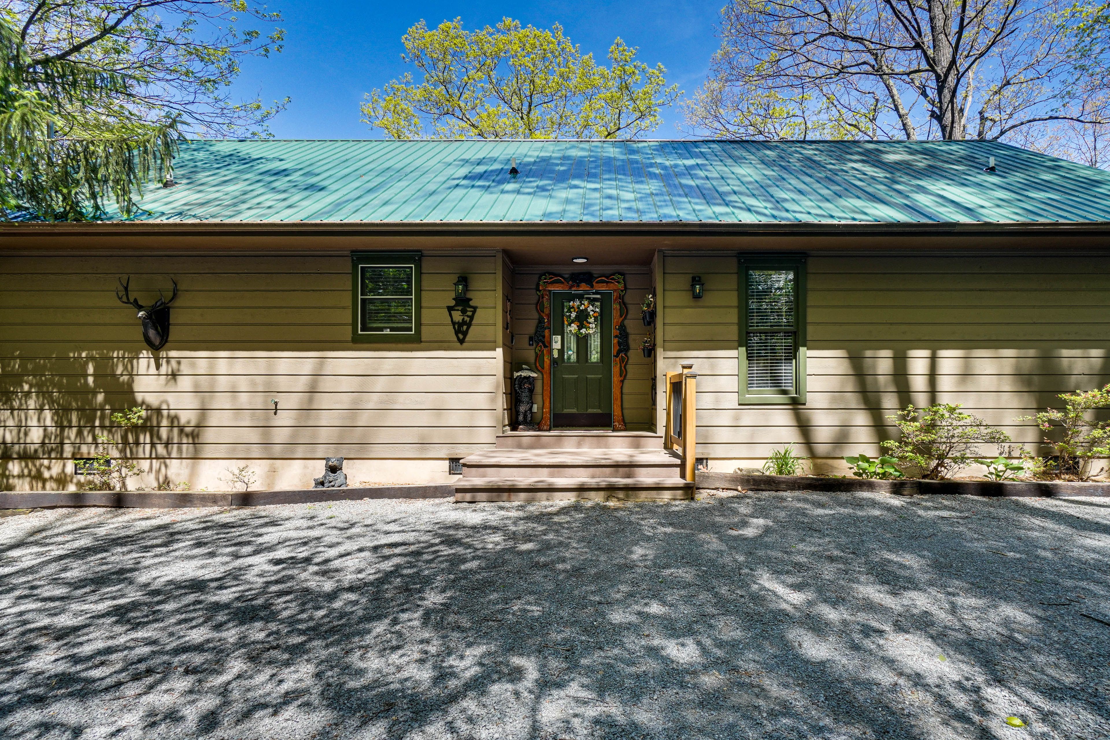 Driveway Parking (4 Vehicles)