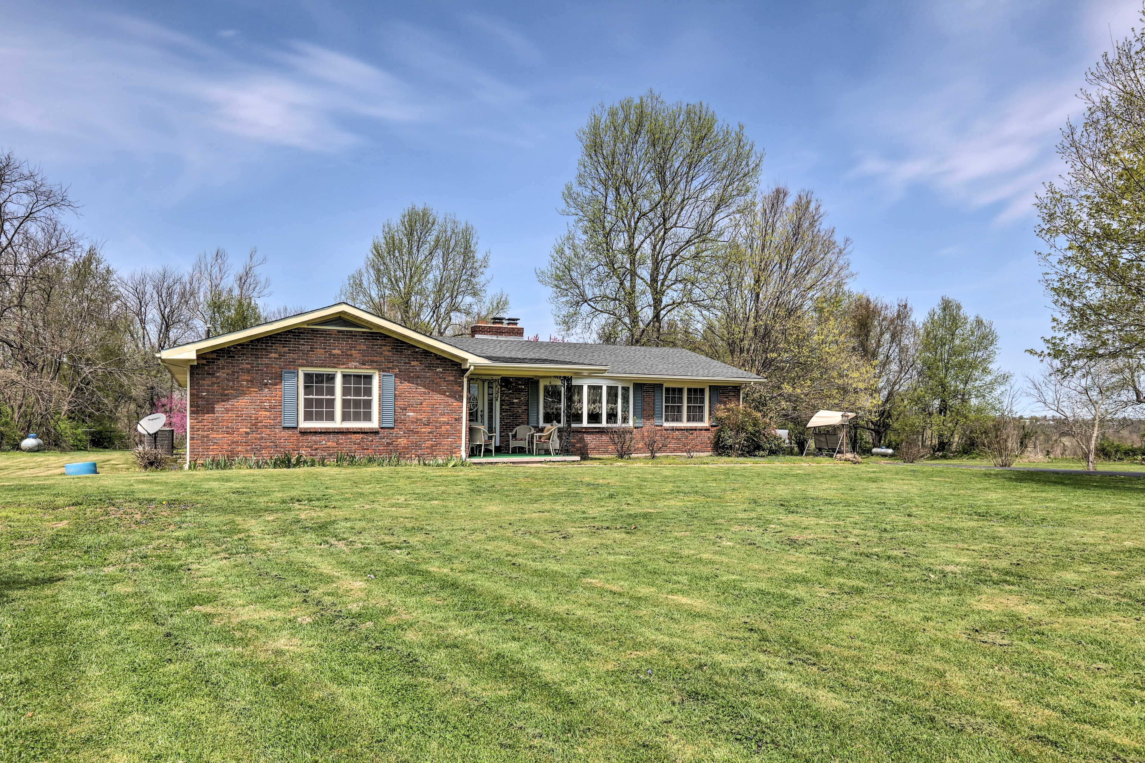 You'll have plenty of space to play outside!