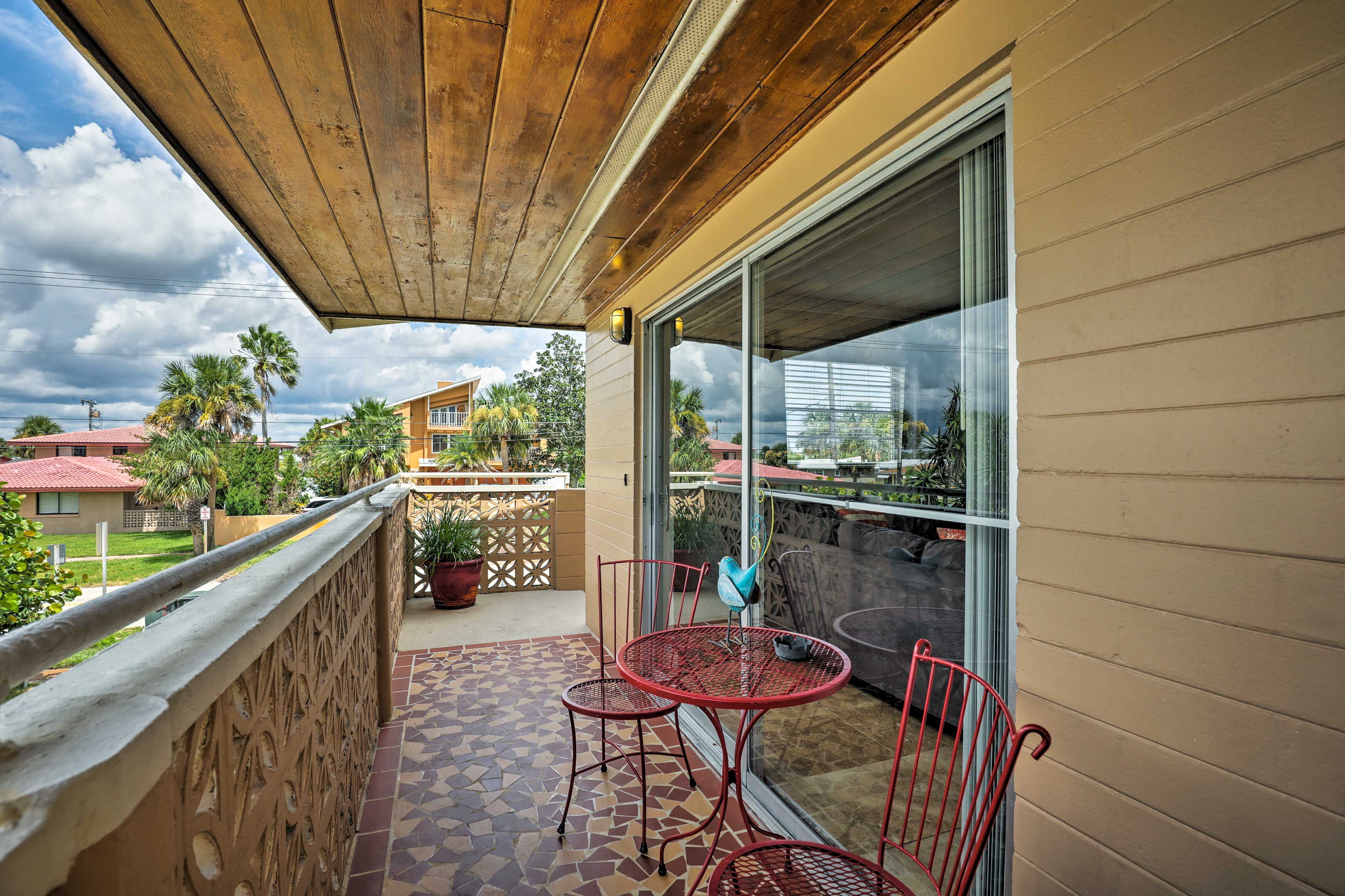 Sip your morning coffee at the cafe-style table.
