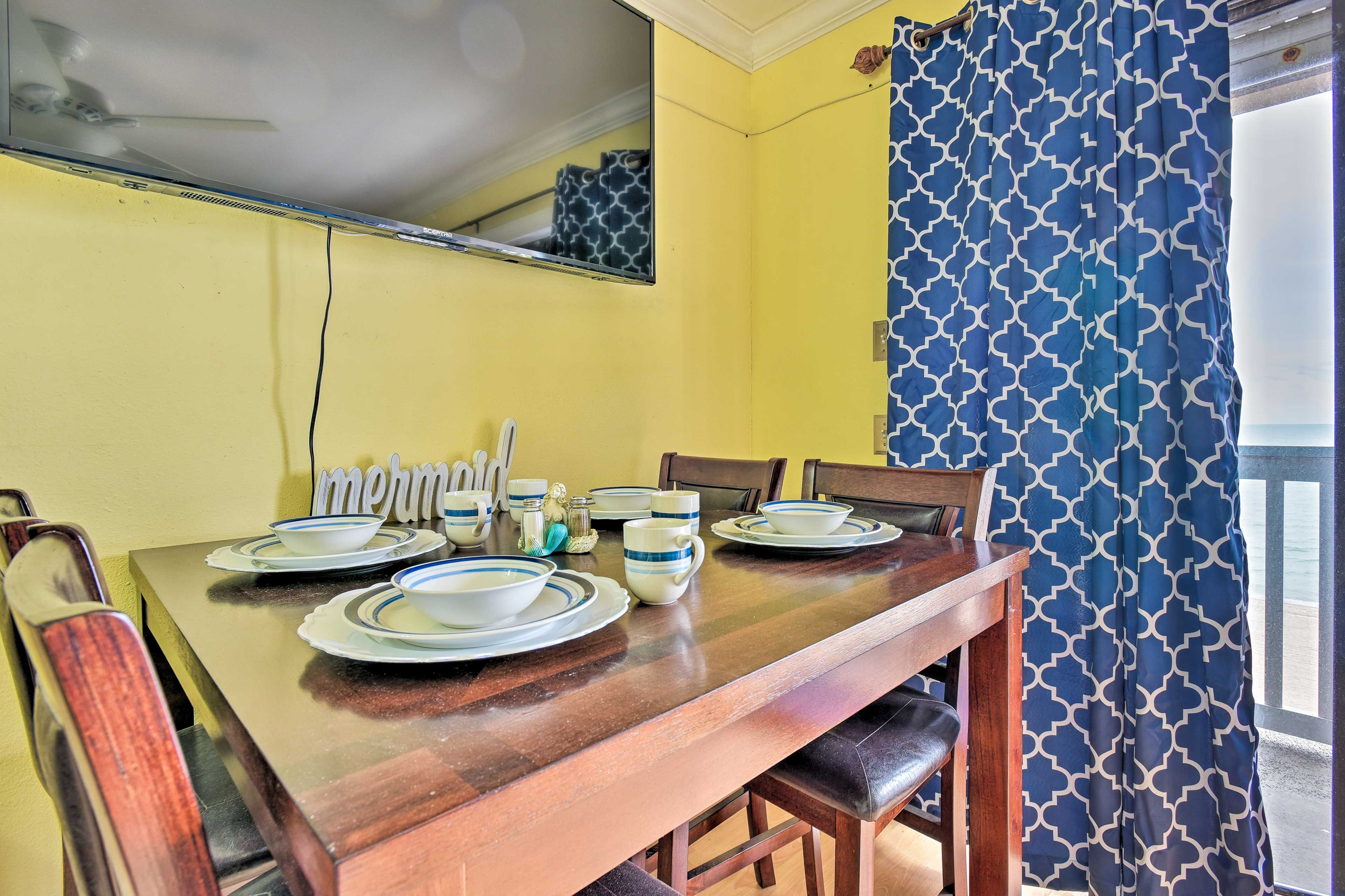 Dining Space | Dishware/Flatware