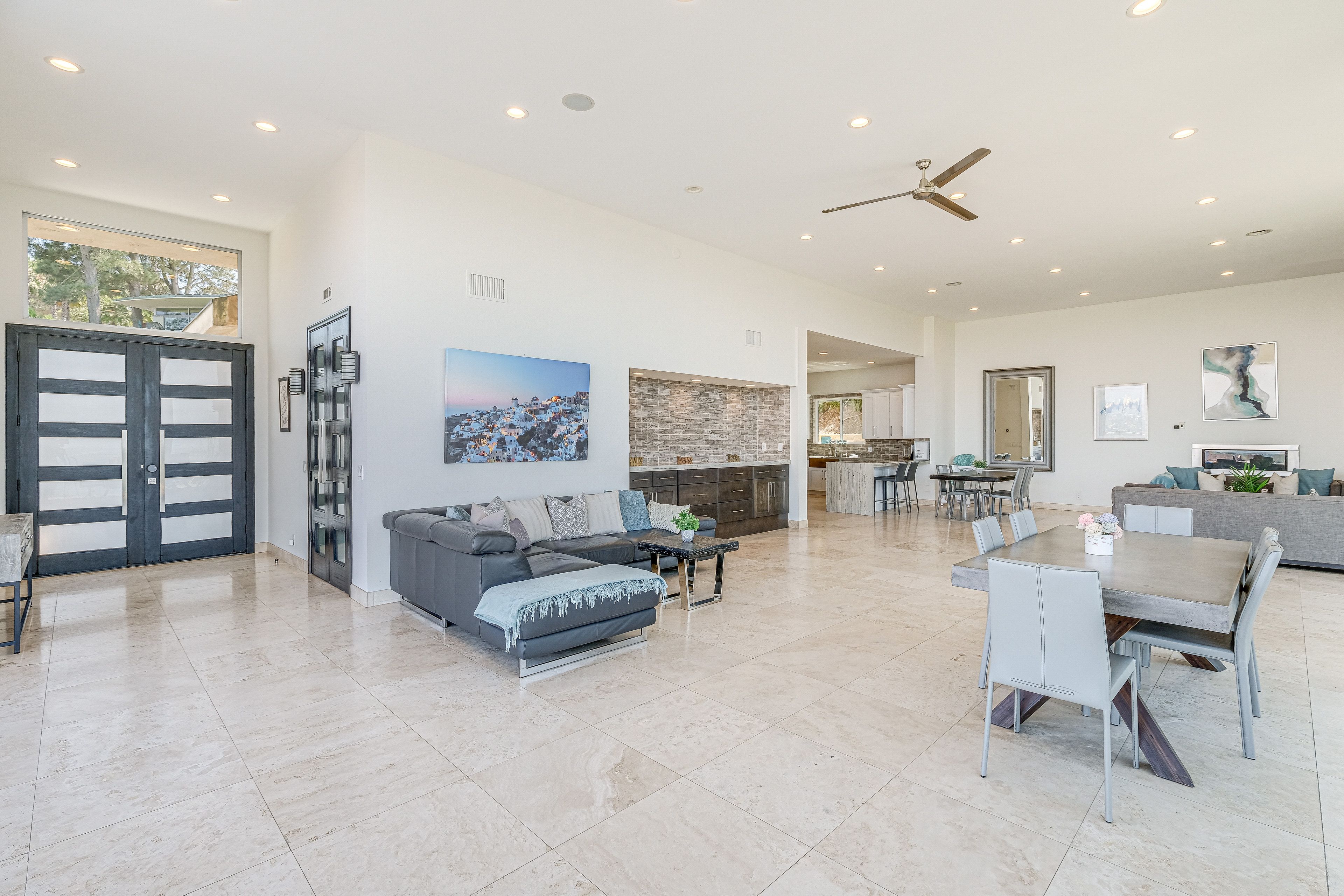 Main Living Space | Central Air Conditioning | Central Heating | Cable TV