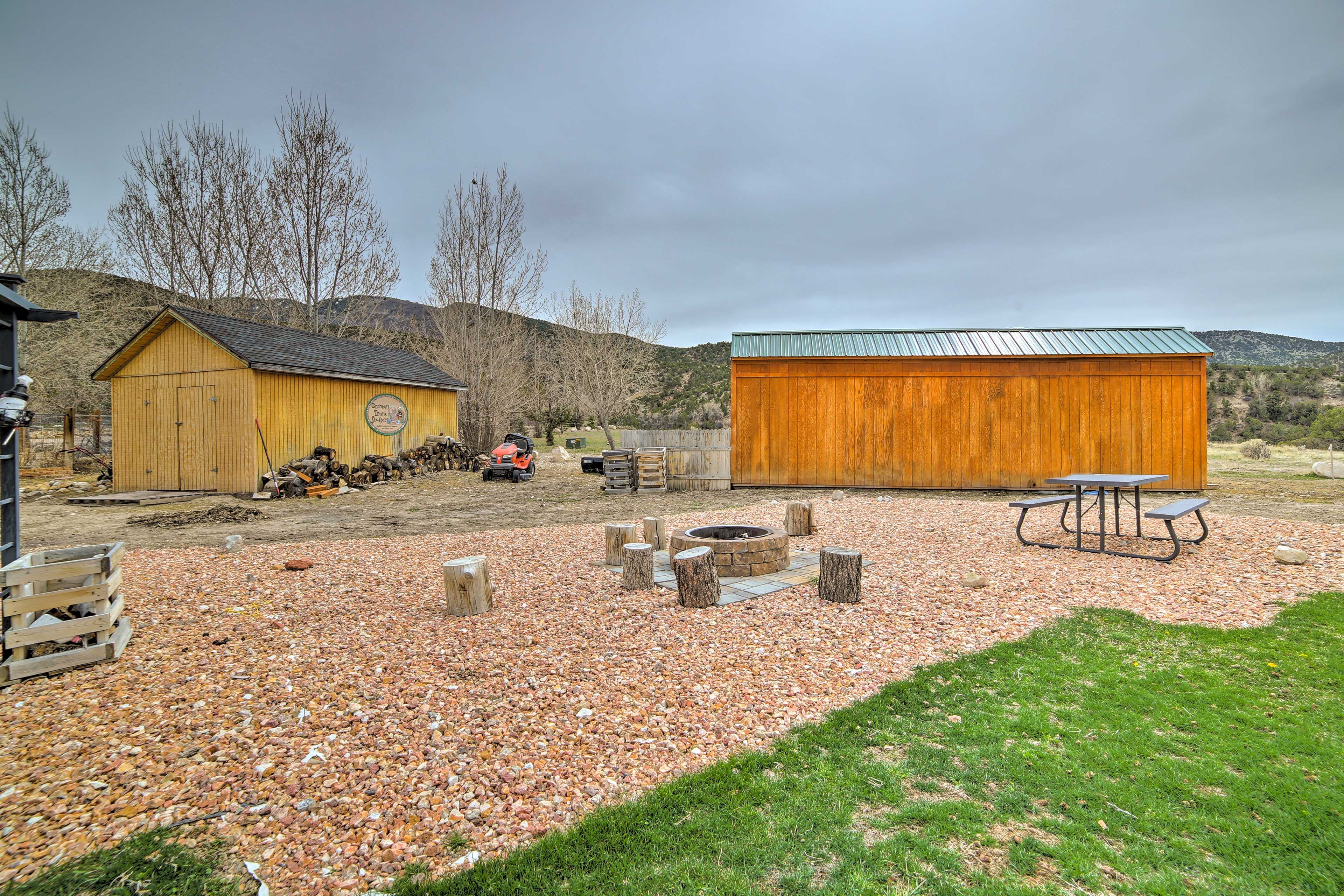 Sit around the fire pit to roast marshmallows and swap stories under the stars.