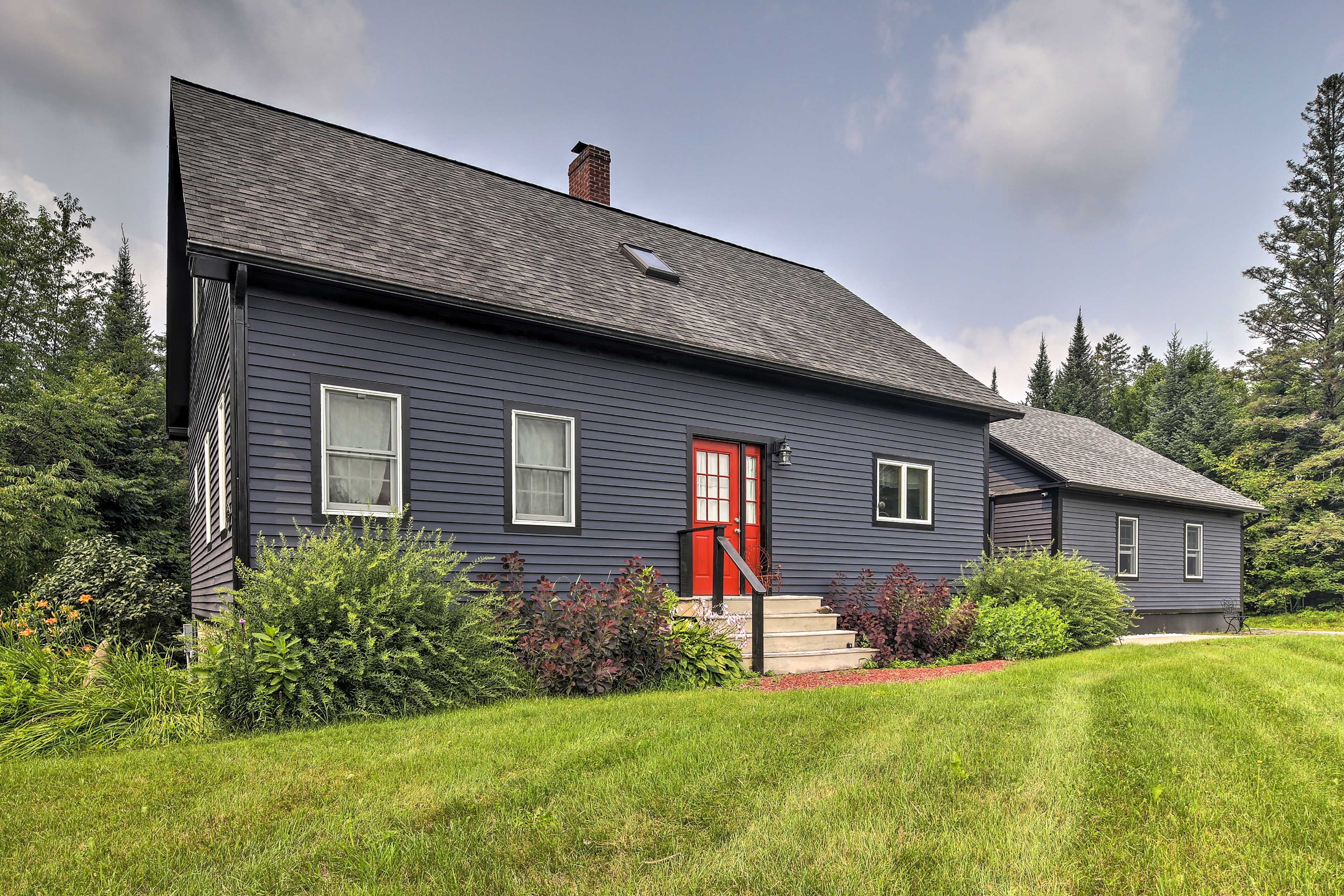 Lyndon Vacation Rental Home | 4BR | 3.5BA | 2,220 Sq Ft | Stairs to Access
