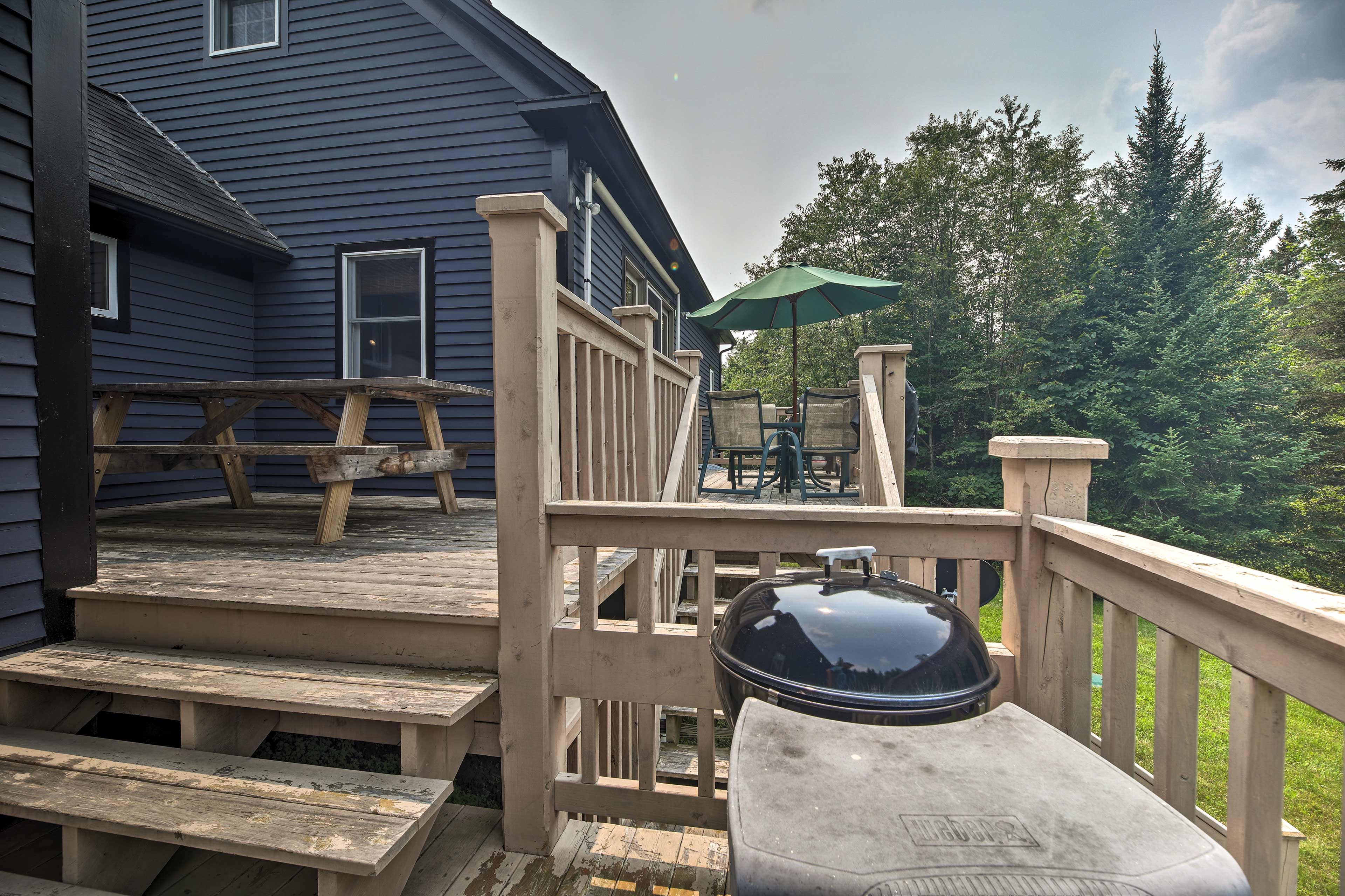 Back Deck | Charcoal Grill
