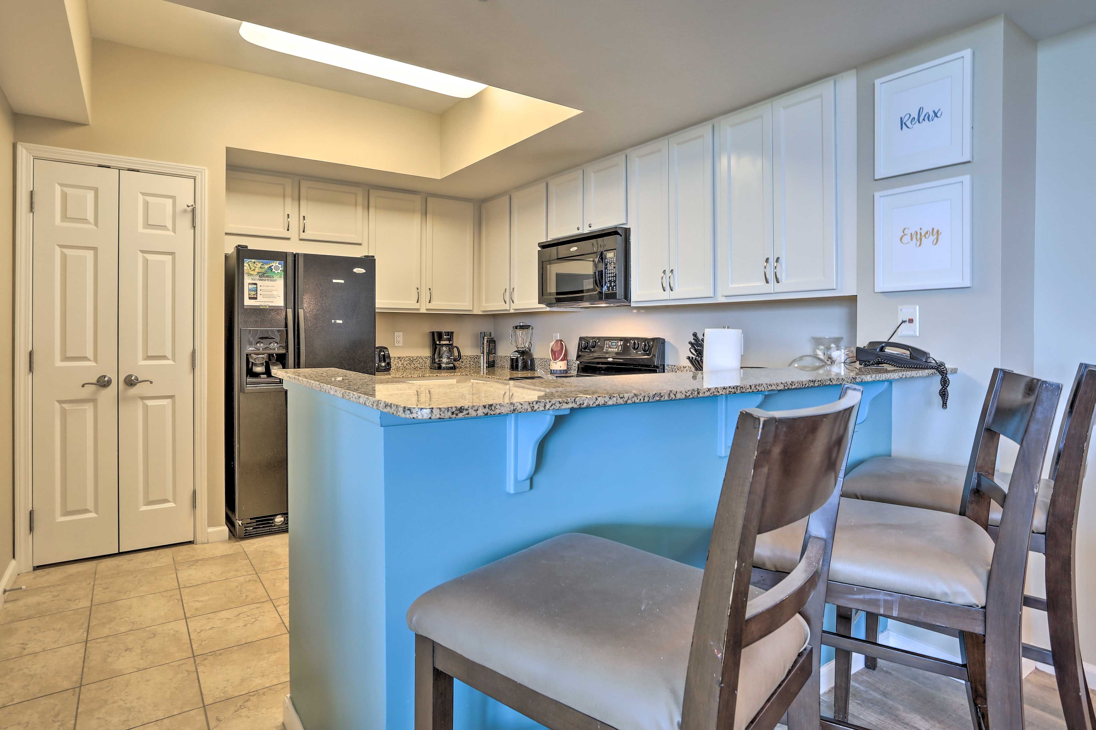 The fully equipped kitchen has everything you need for your favorite recipes.