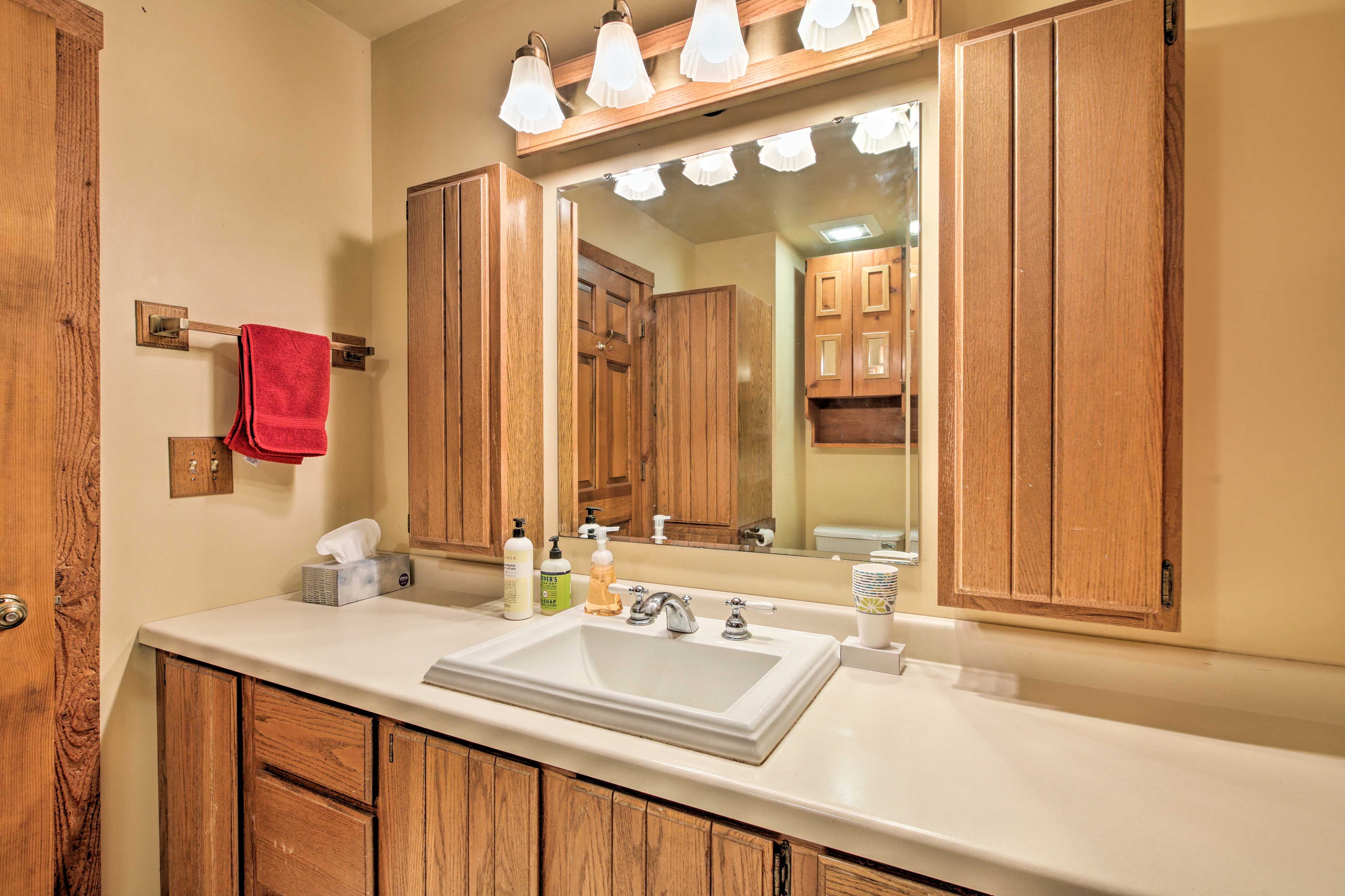 Full Bathroom