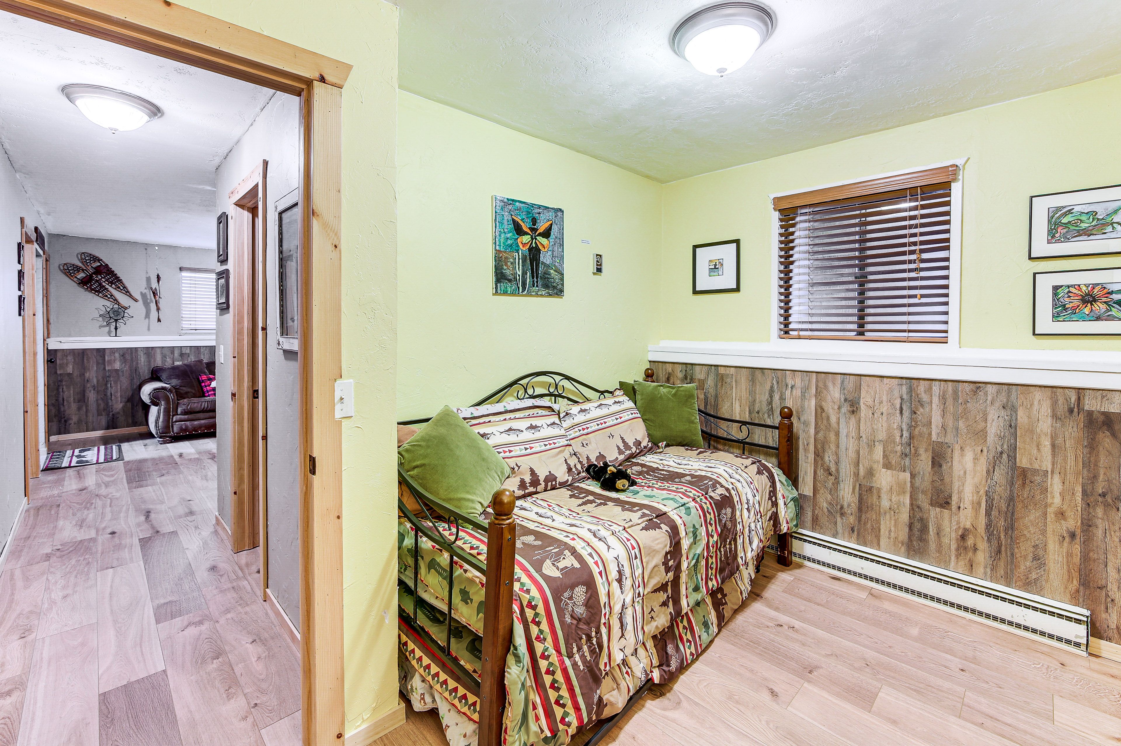 Bedroom 3 | Twin Daybed w/ Twin Trundle | 1st Floor