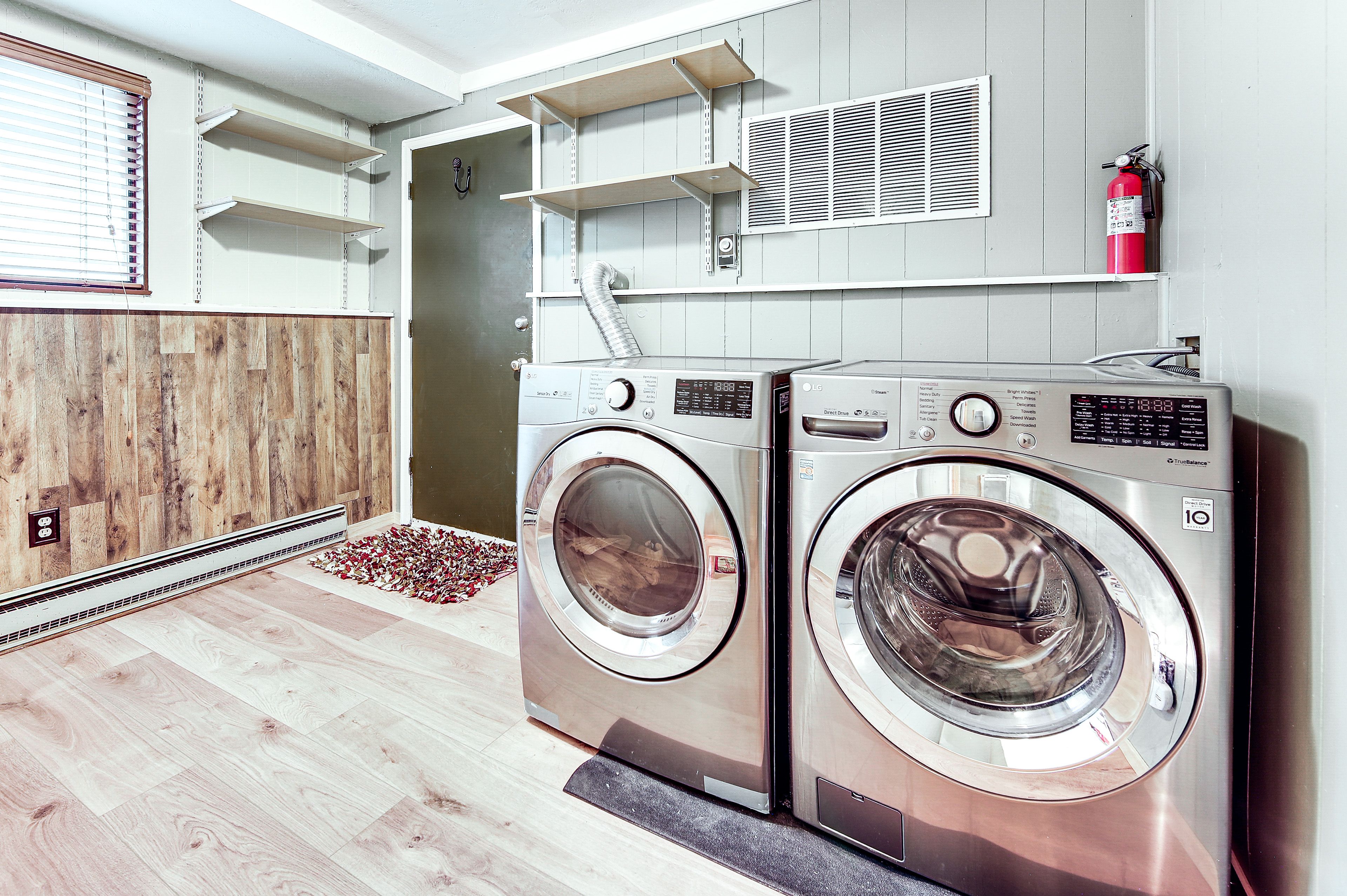 Laundry Machines | Linens/Towels Provided