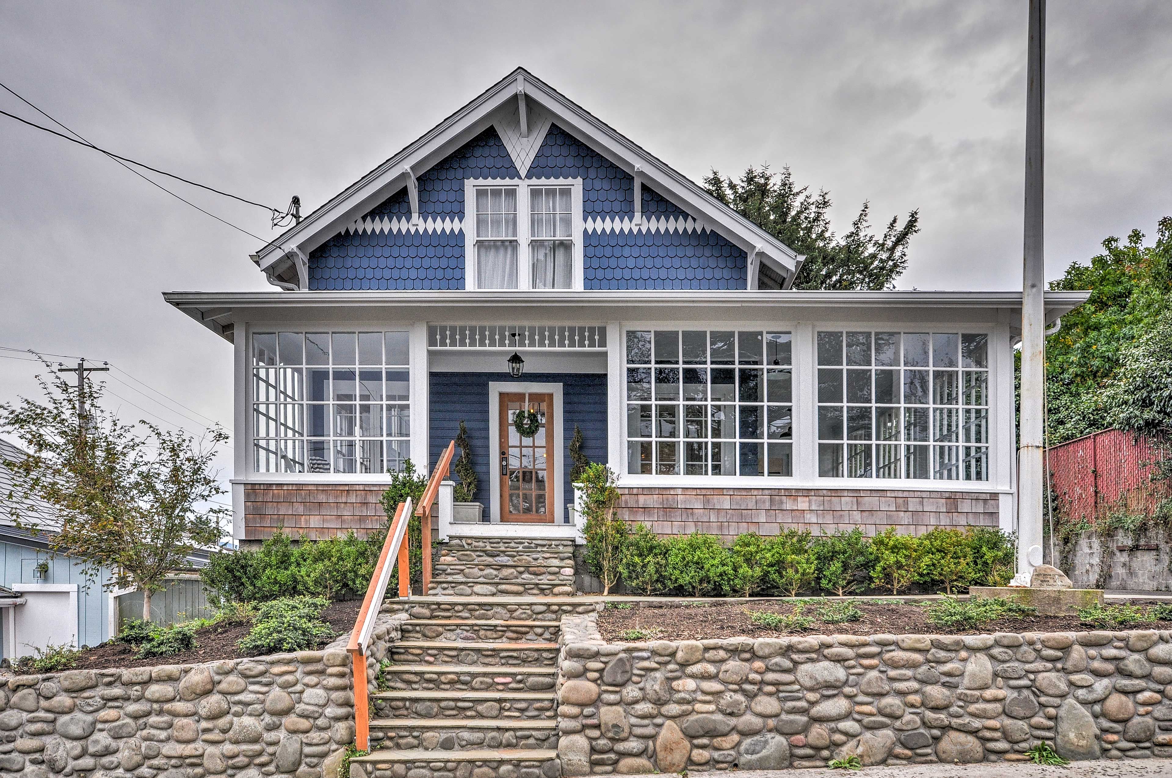 Dive into Seaside's storied past at this 5-bedroom, 2-bath vacation rental house