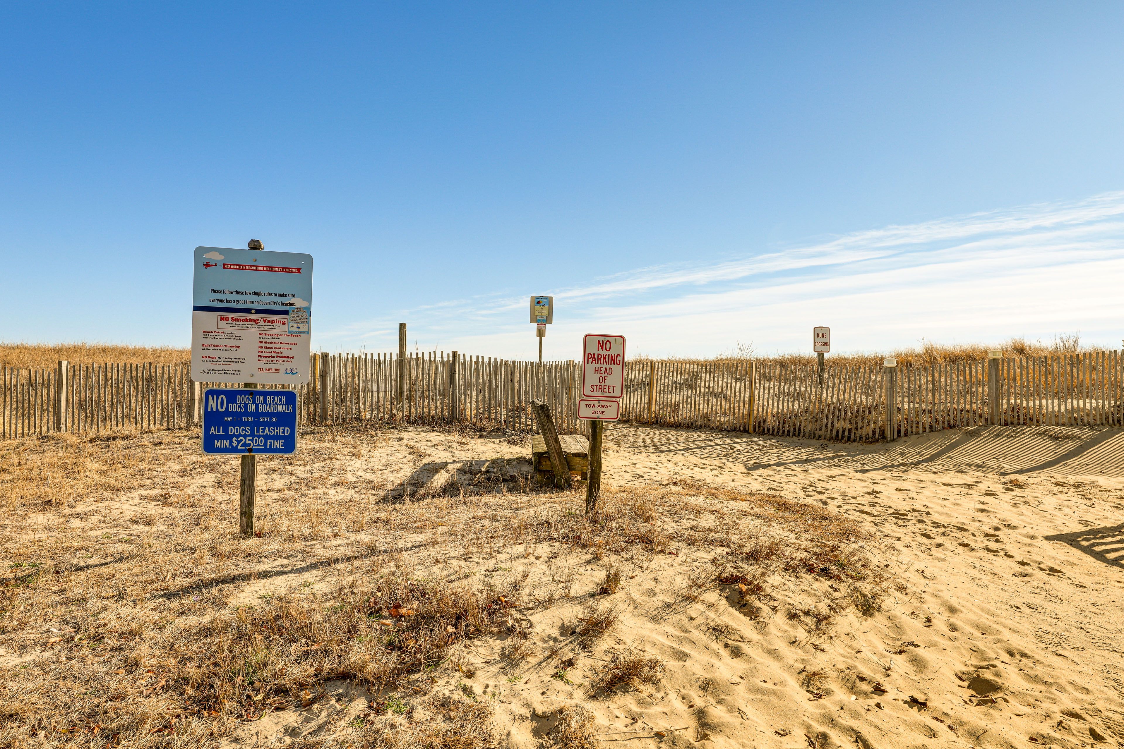 1 Block to Beach Access