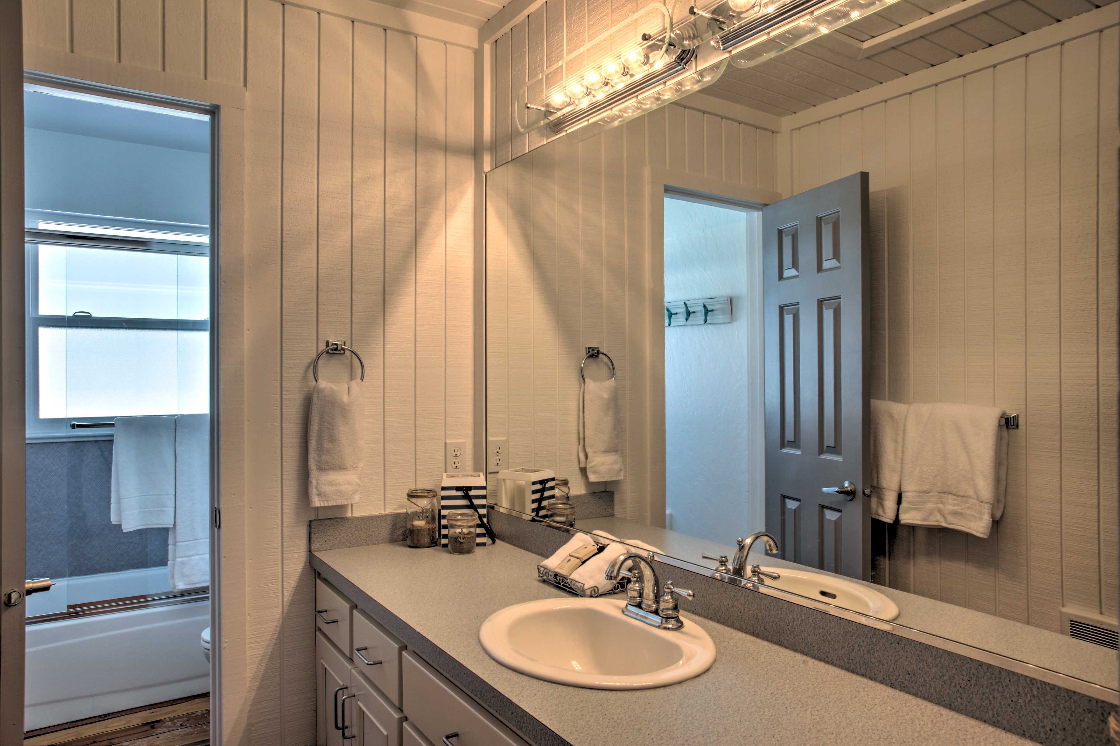 Full Bathroom