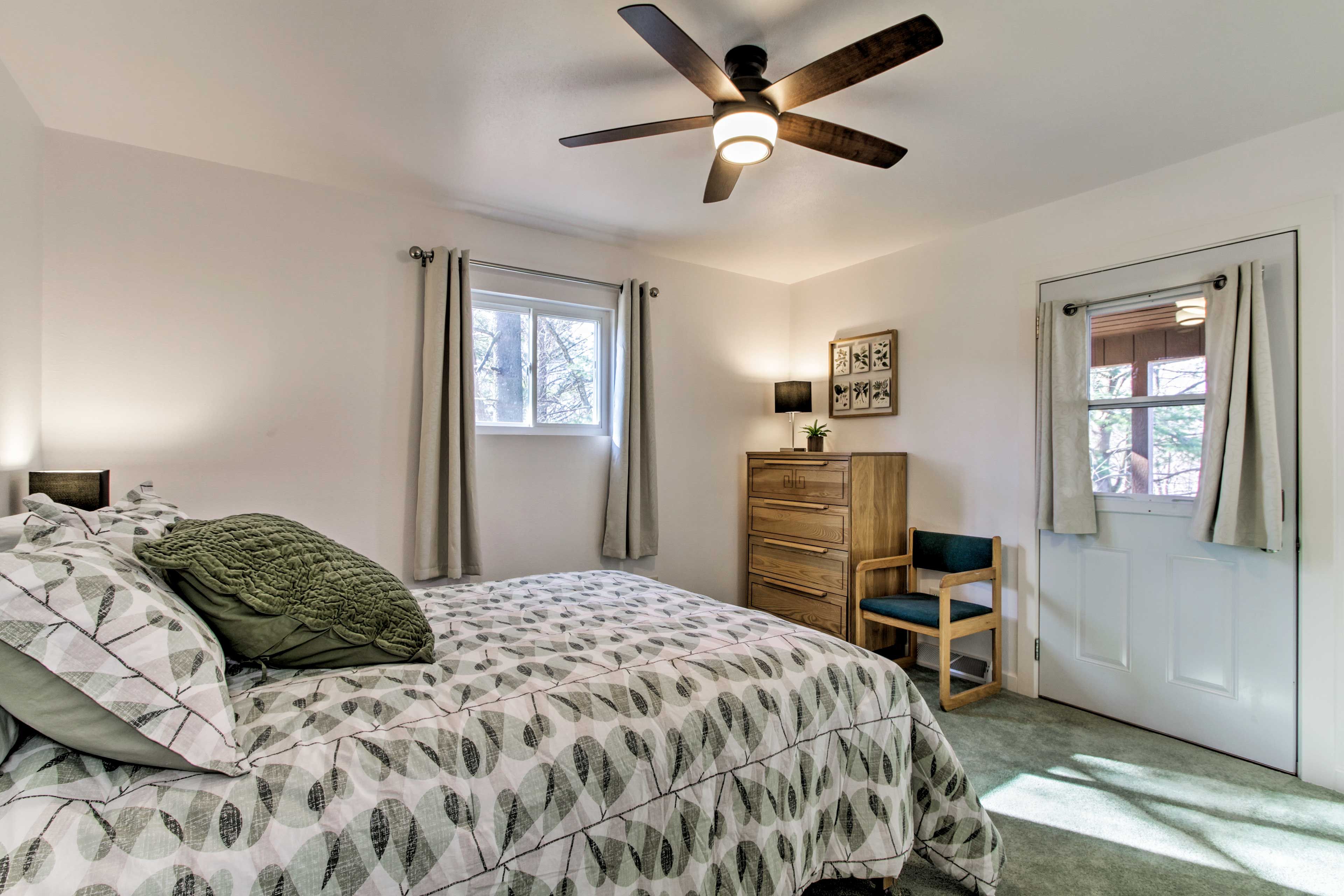 Bedroom 1 | Queen Bed | 2nd Floor | Sunroom Access