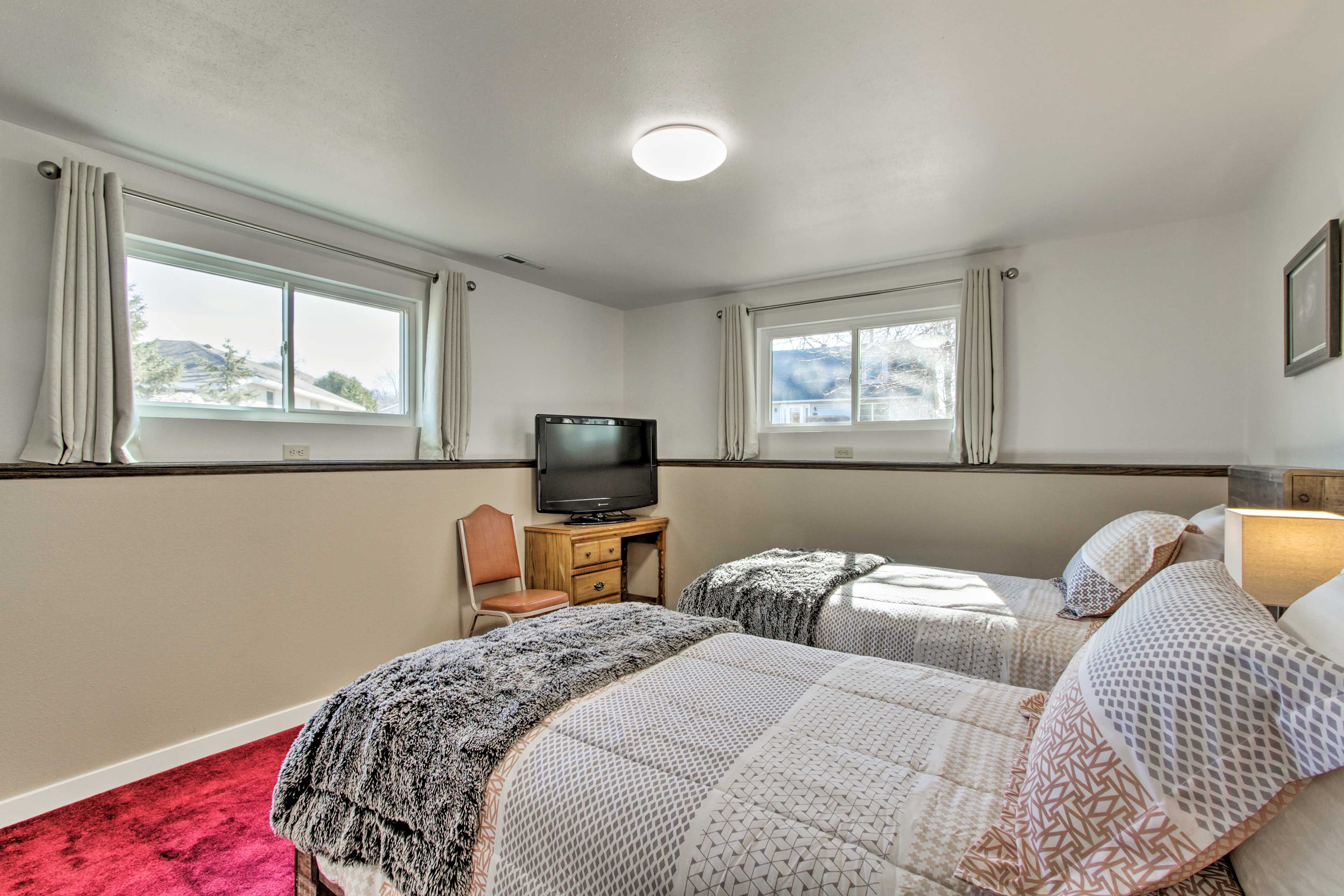 Bedroom 3 | 2 Twin Beds | Basement