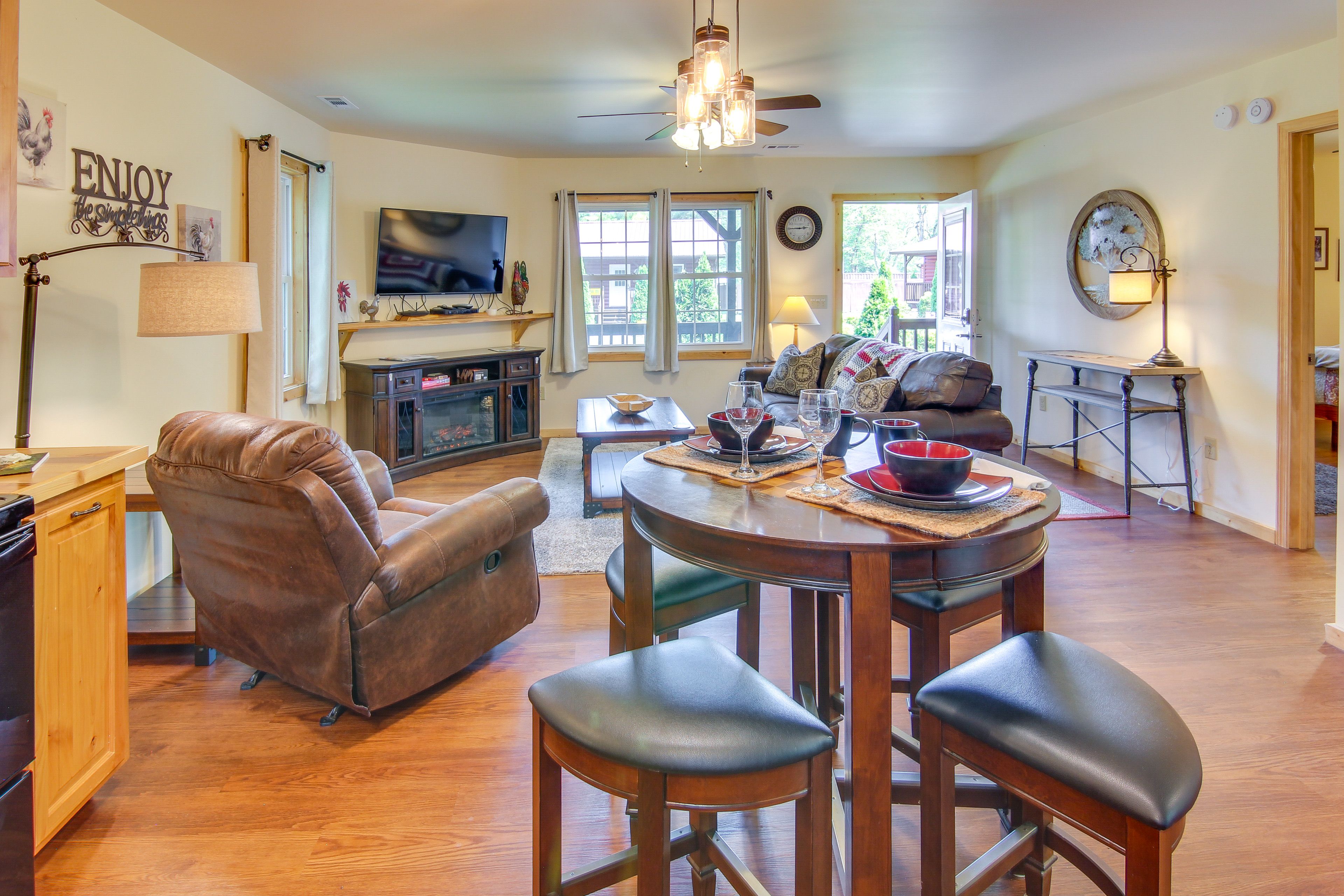 Bryson City Vacation Rental | 1BR | 1BA | 800 Sq Ft | Stairs Required