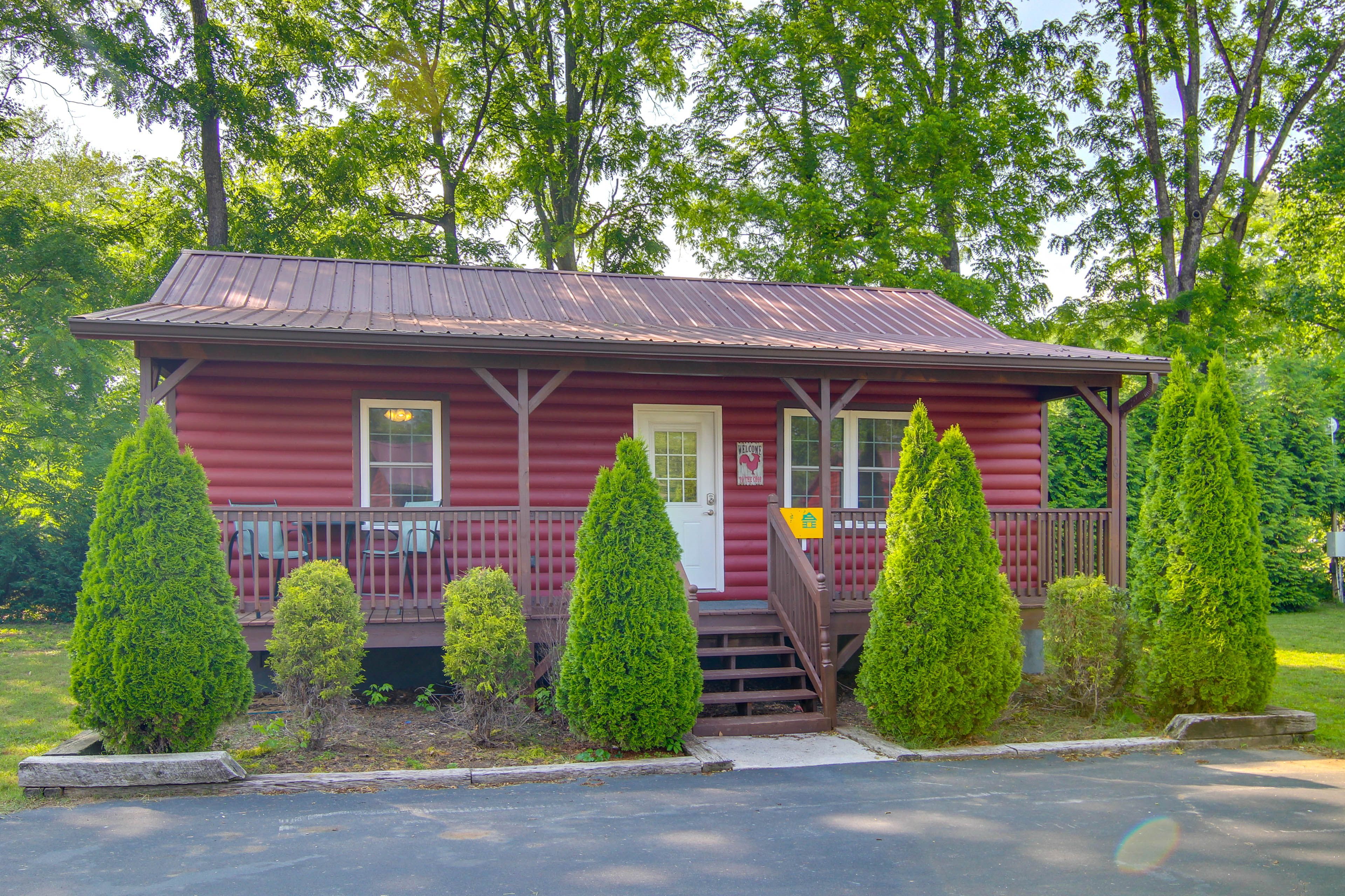 Cabin Exterior | Parking | On-Site Parking (1 Vehicle)