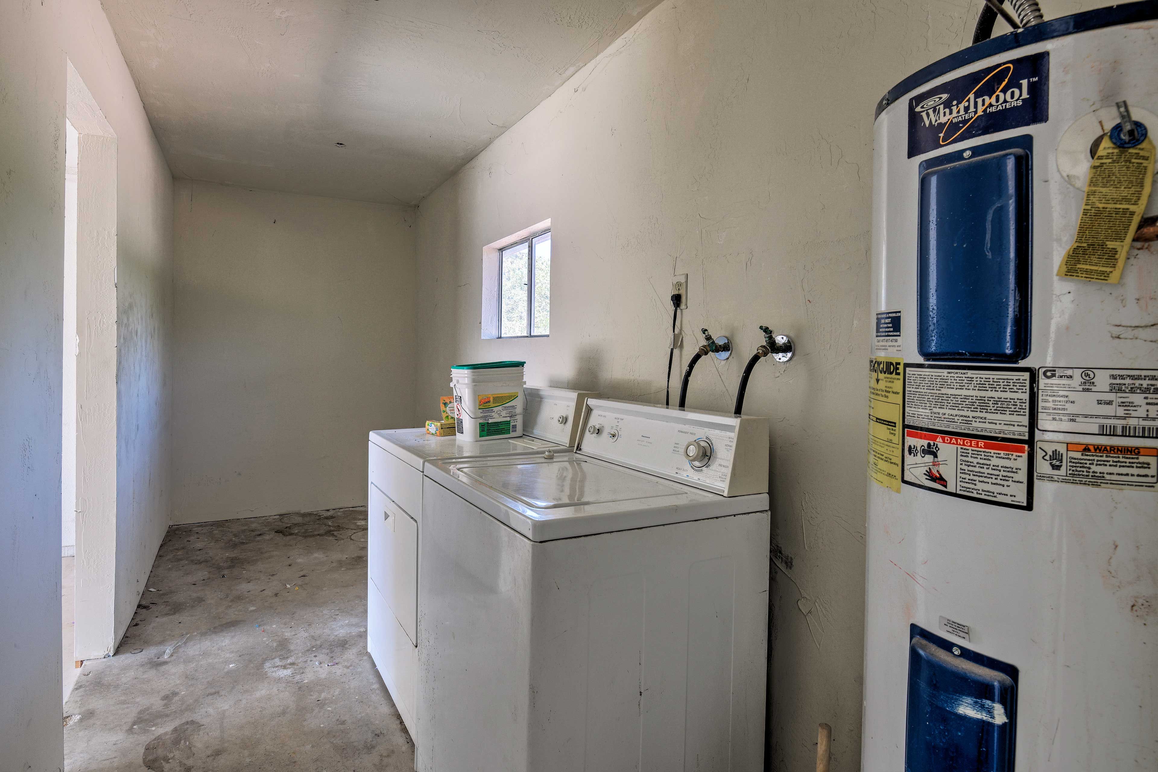 Rinse your dirty duds with in-unit laundry machines.