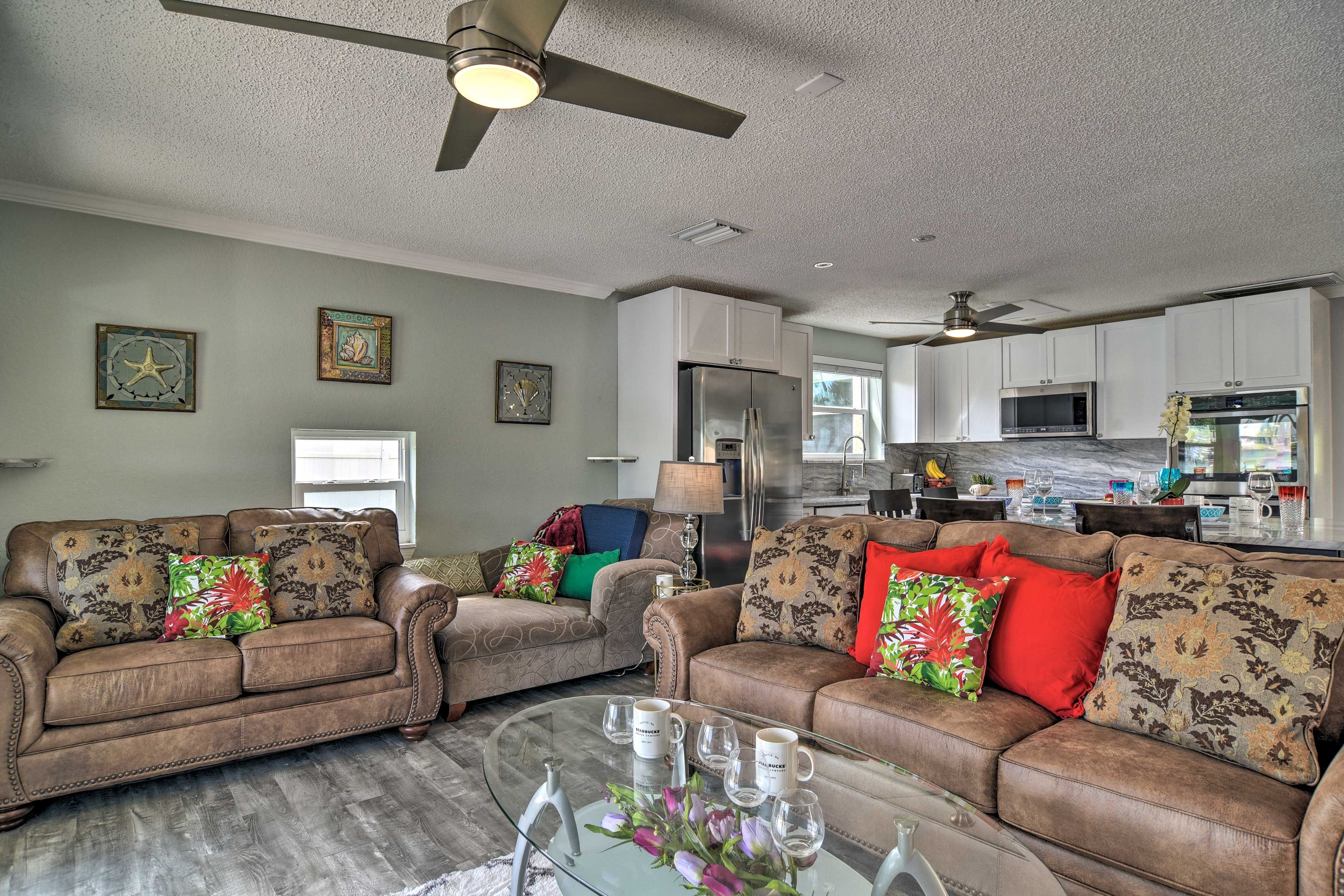 Living Room | Air Conditioning