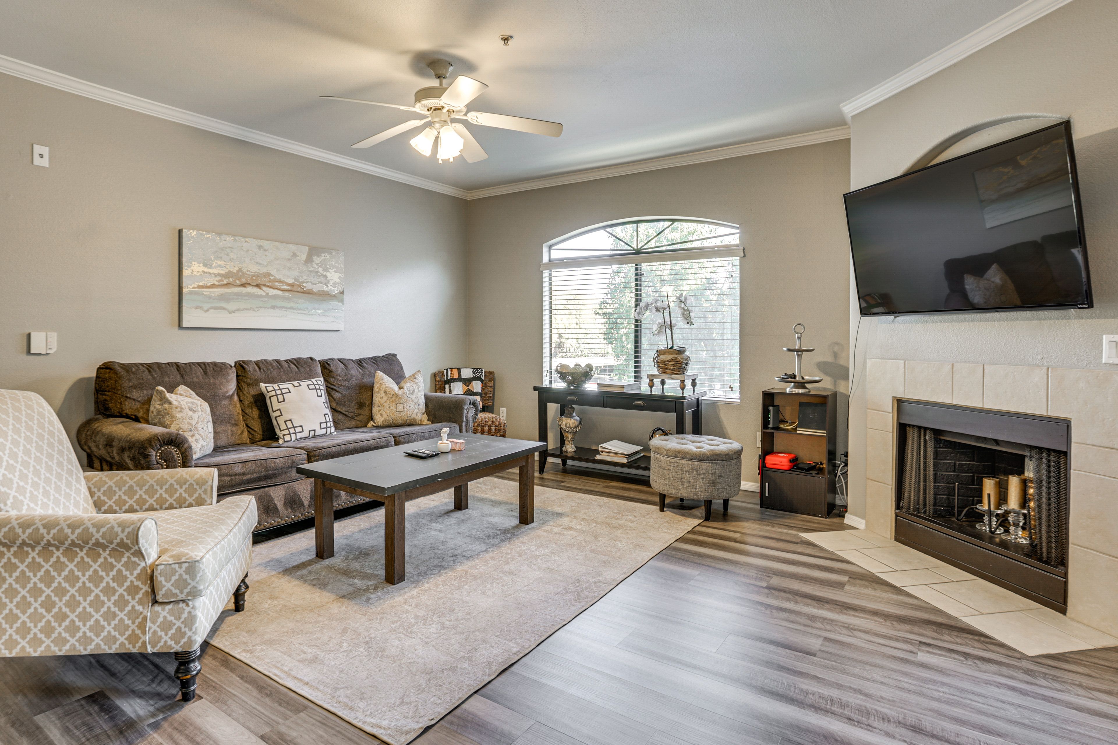 Living Room | Queen Sleeper Sofa | Central A/C | Free WiFi